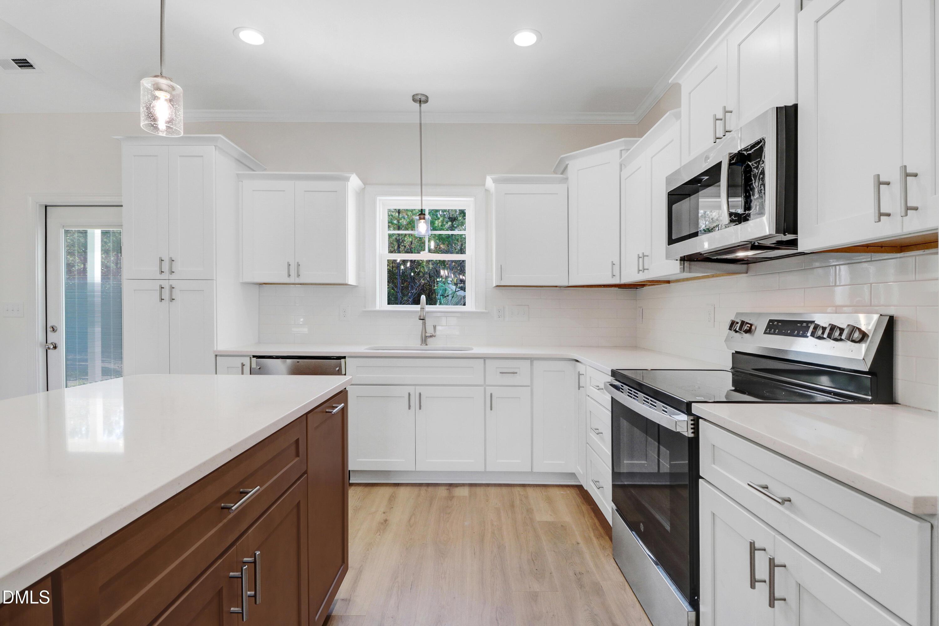 property viewer photo 14