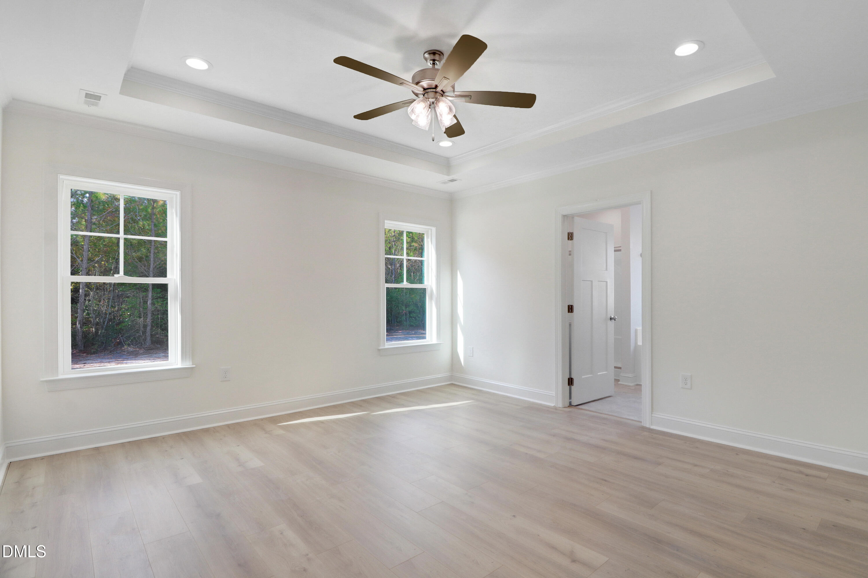 property viewer photo 18