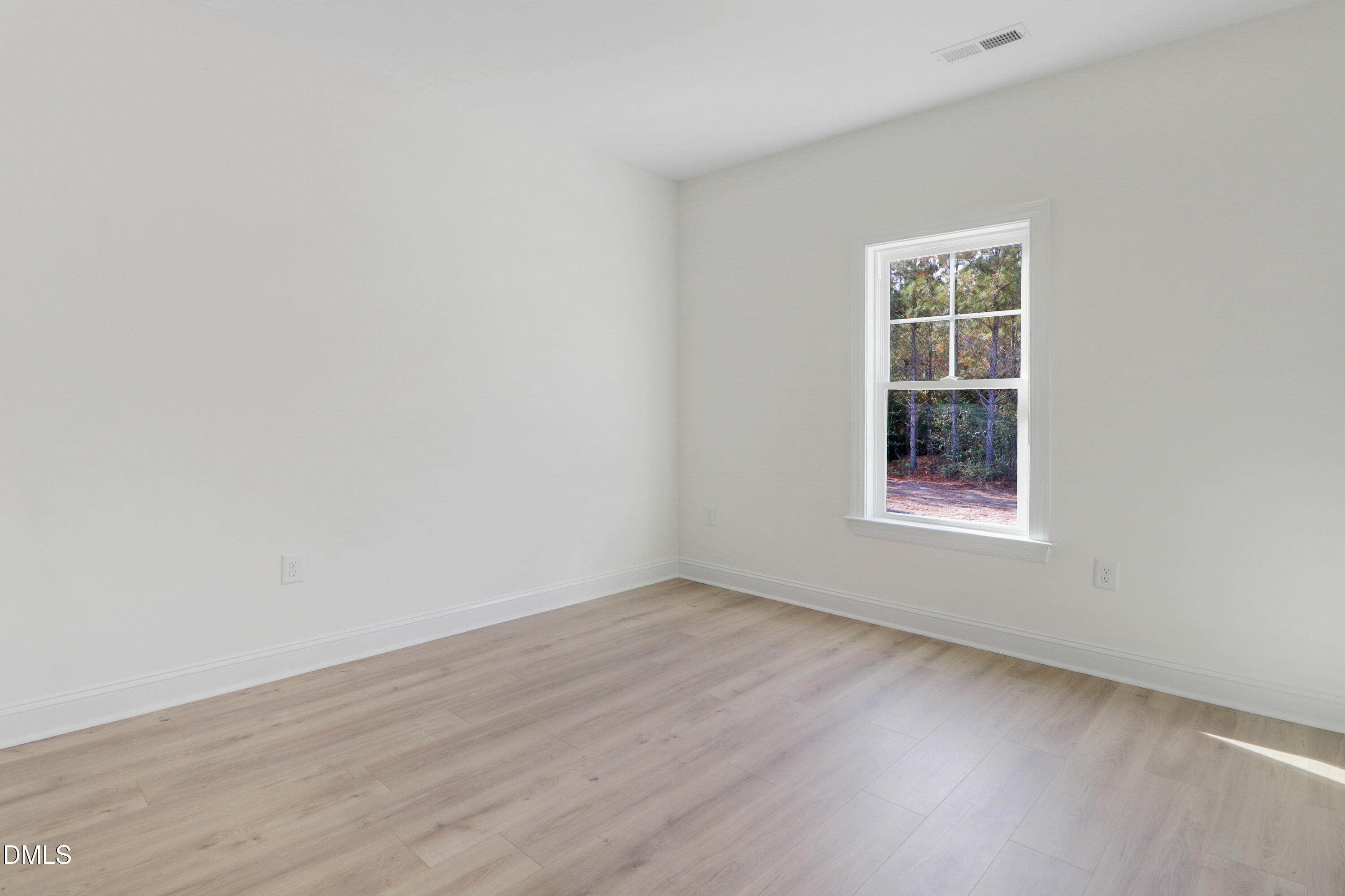 property viewer photo 27