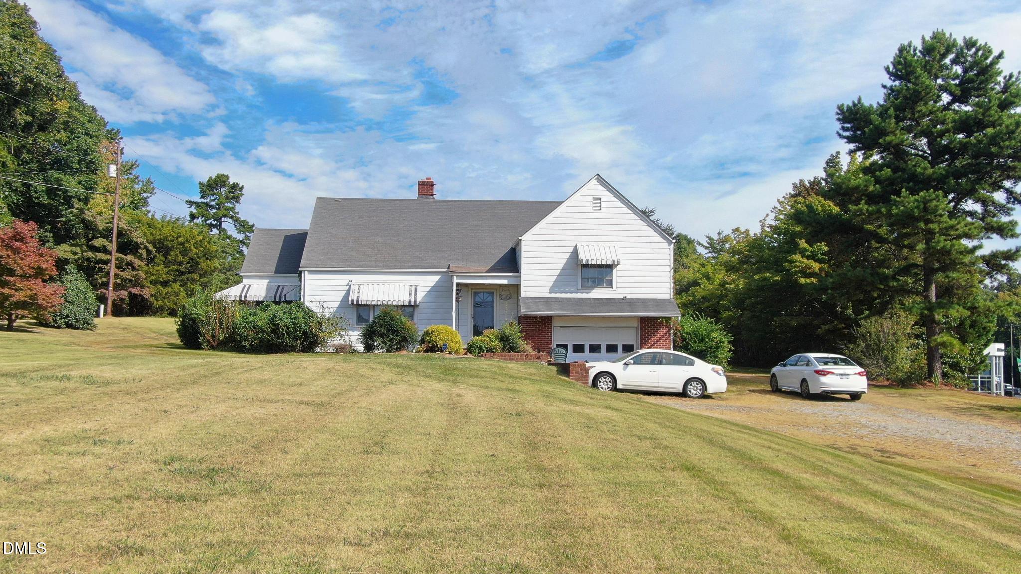 main property photo 14