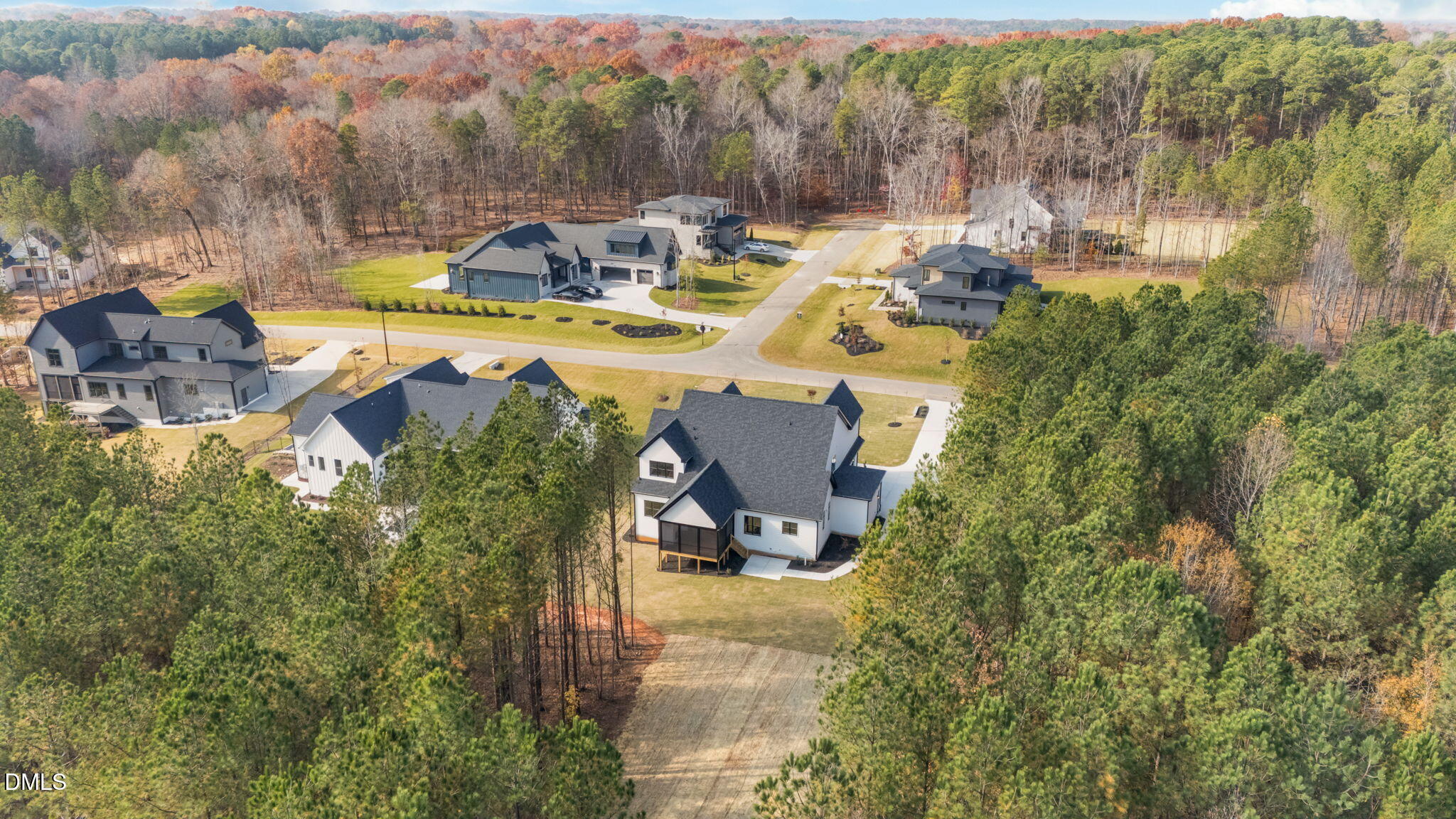 main property photo 40