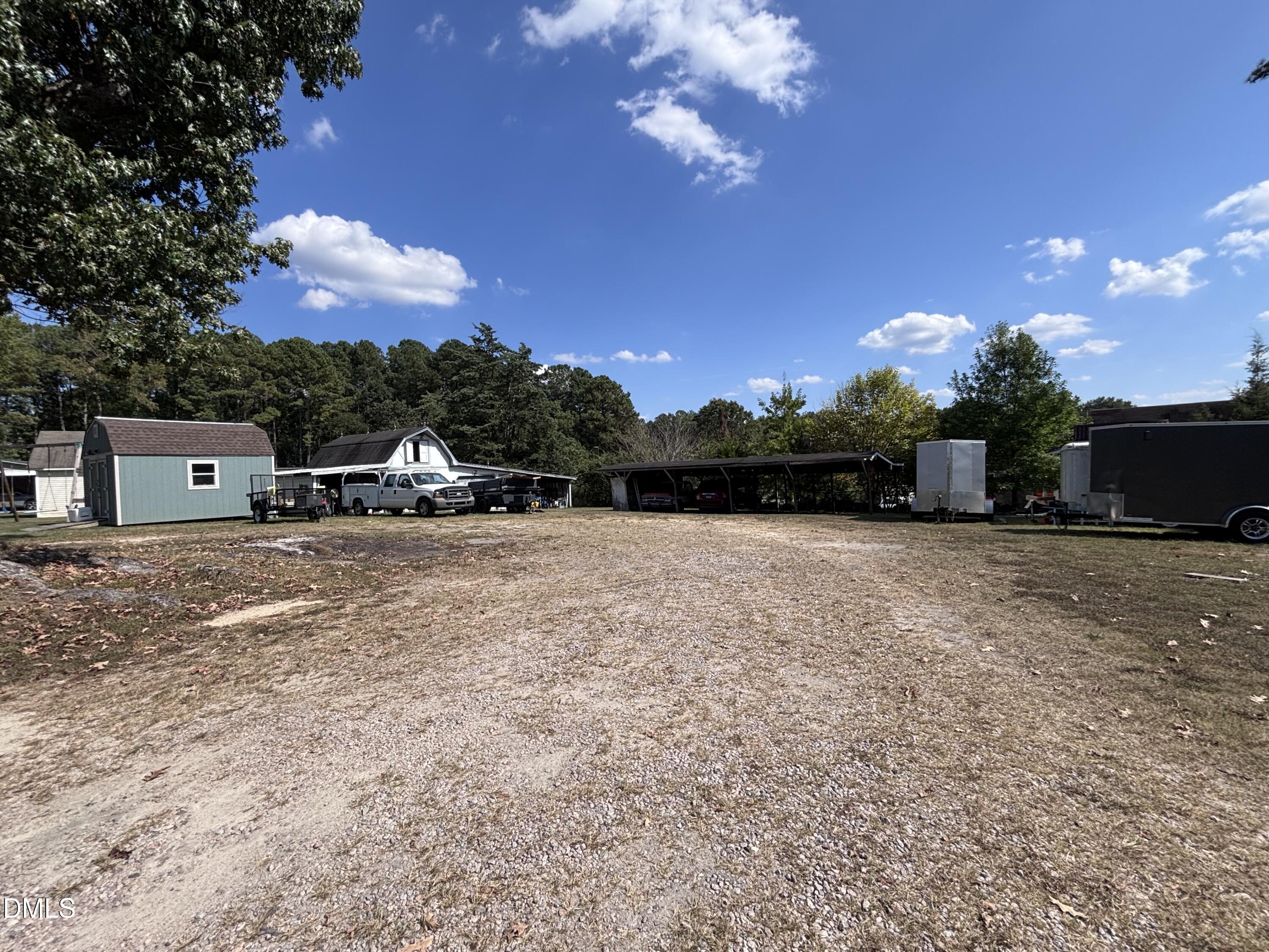 main property photo 14