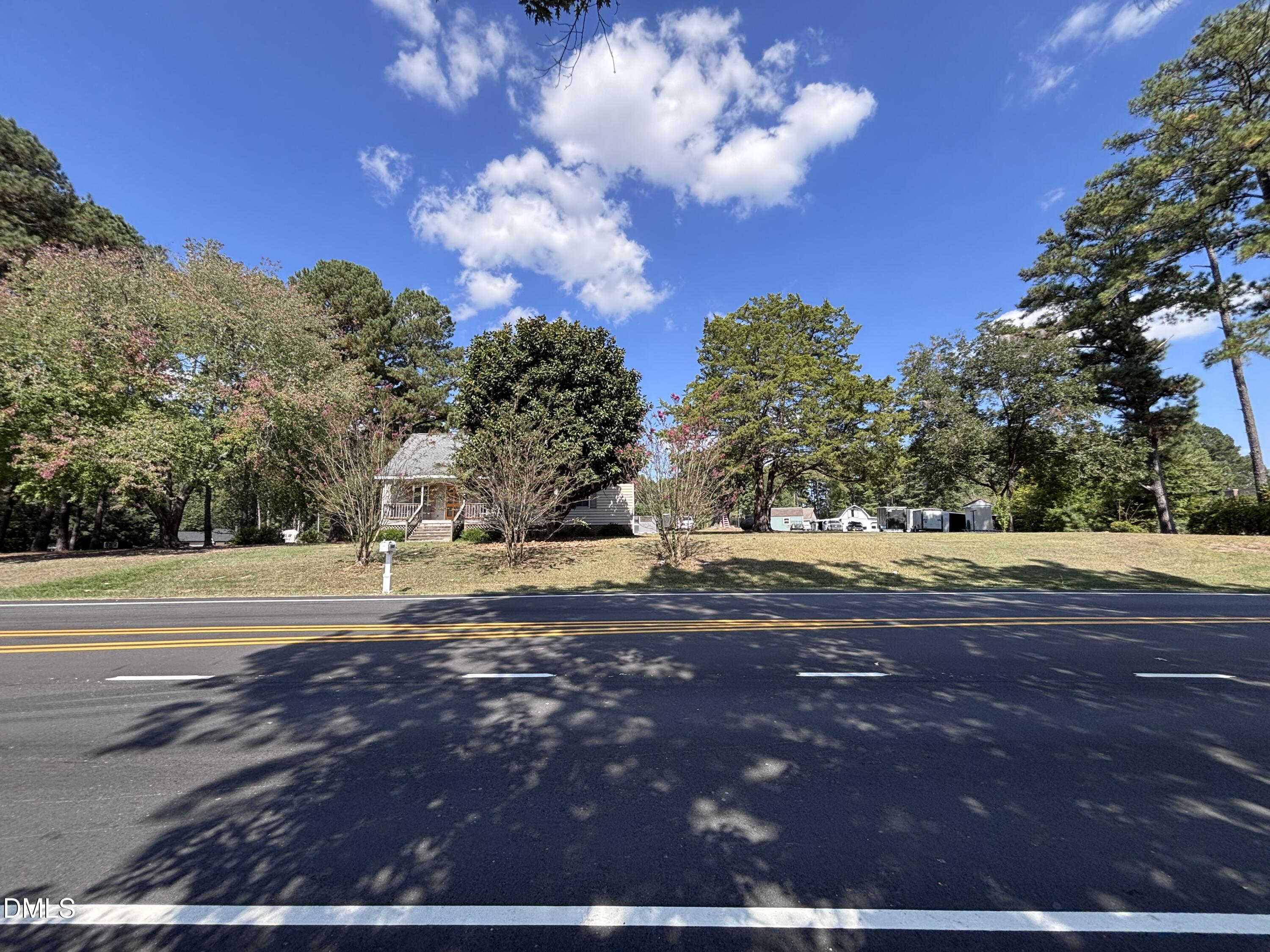 main property photo 27