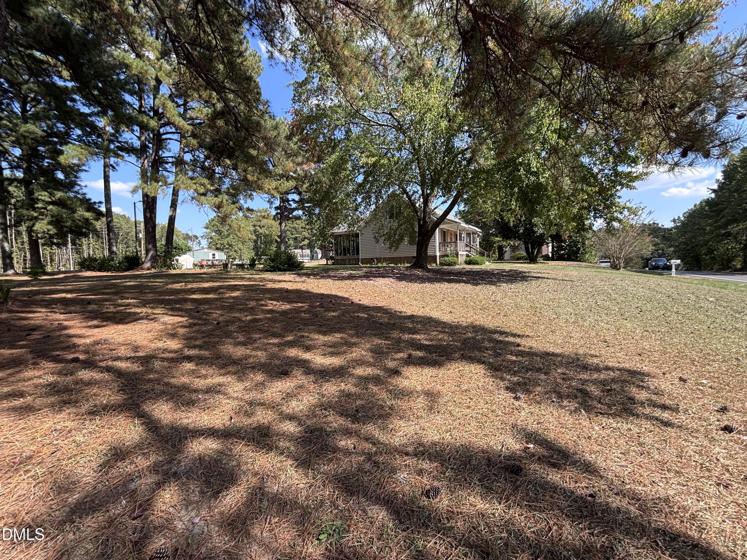main property photo 36