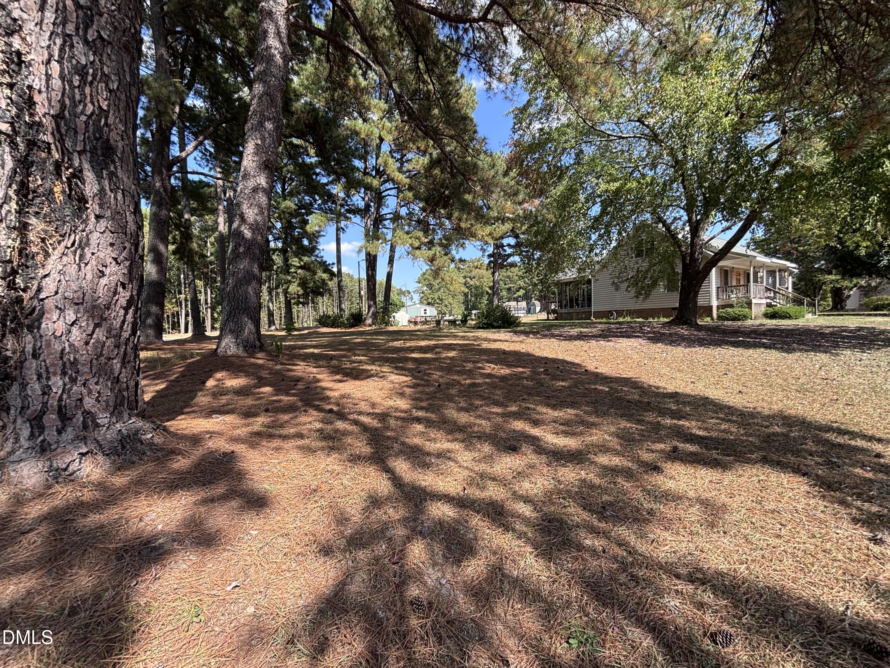 main property photo 37