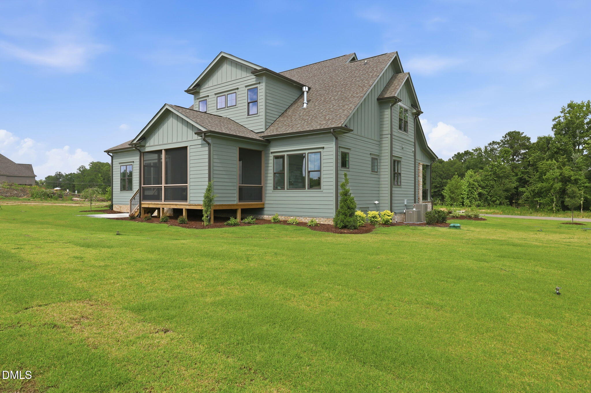 main property photo 35