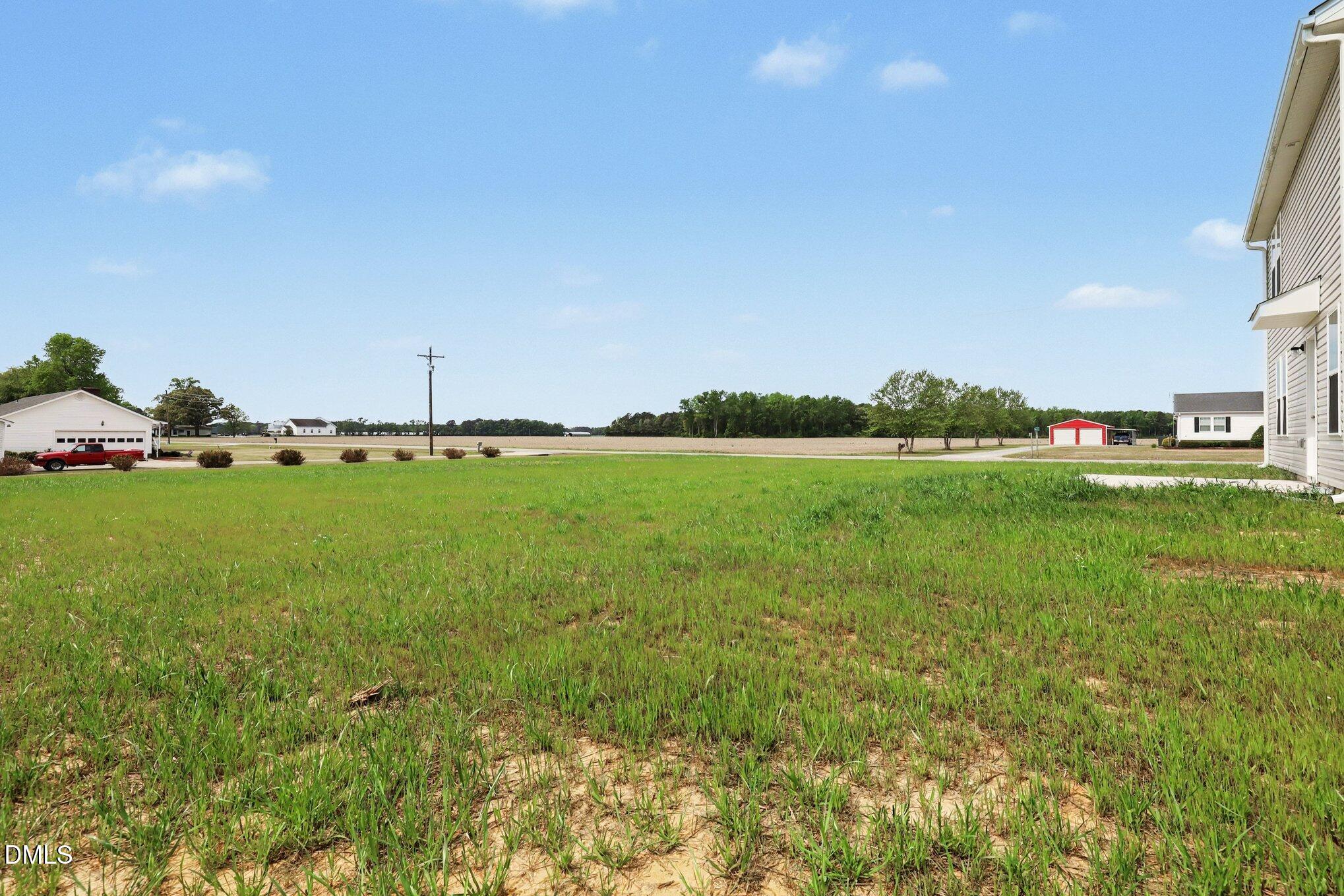 main property photo 23