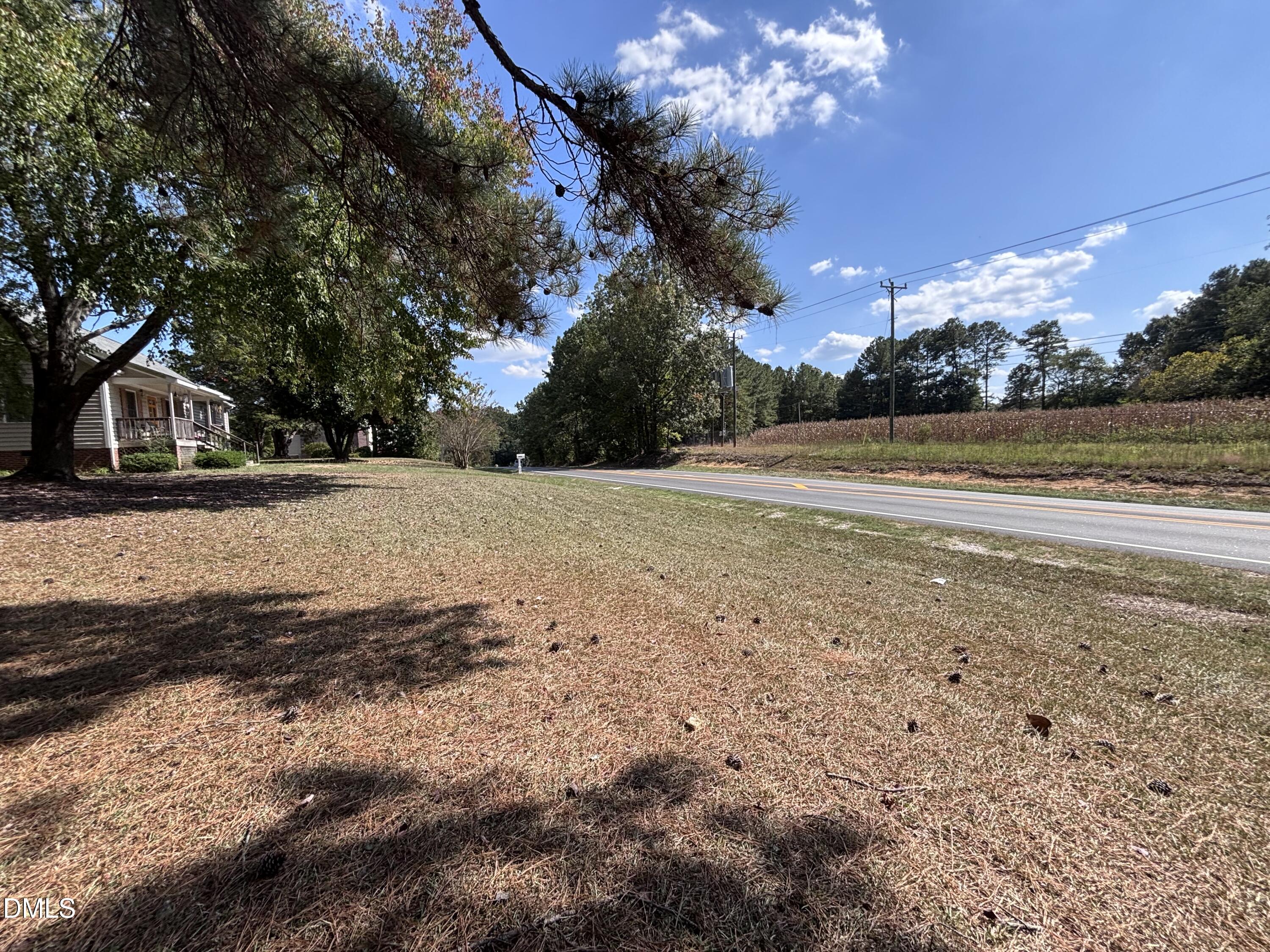 main property photo 31