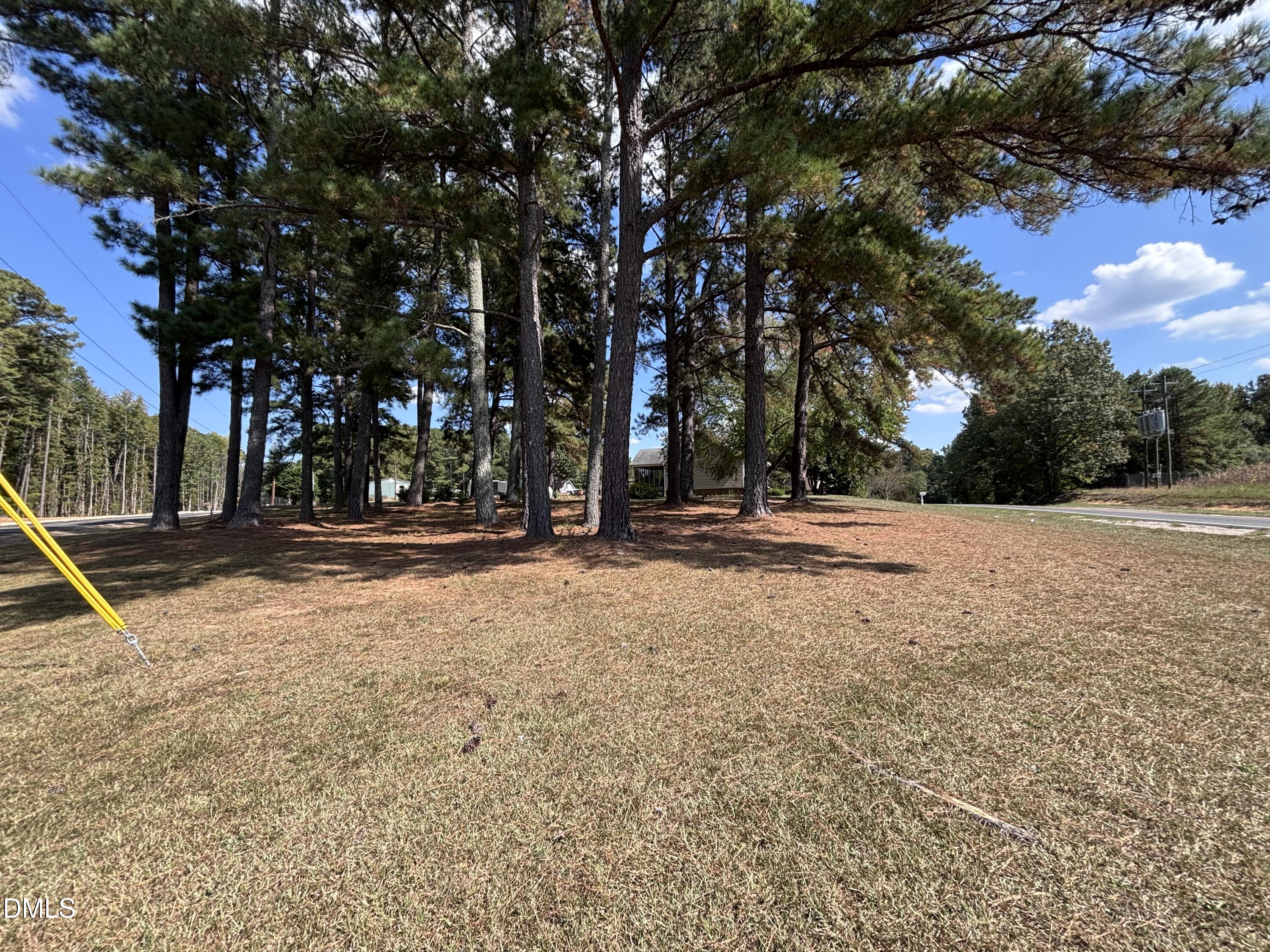 main property photo 40