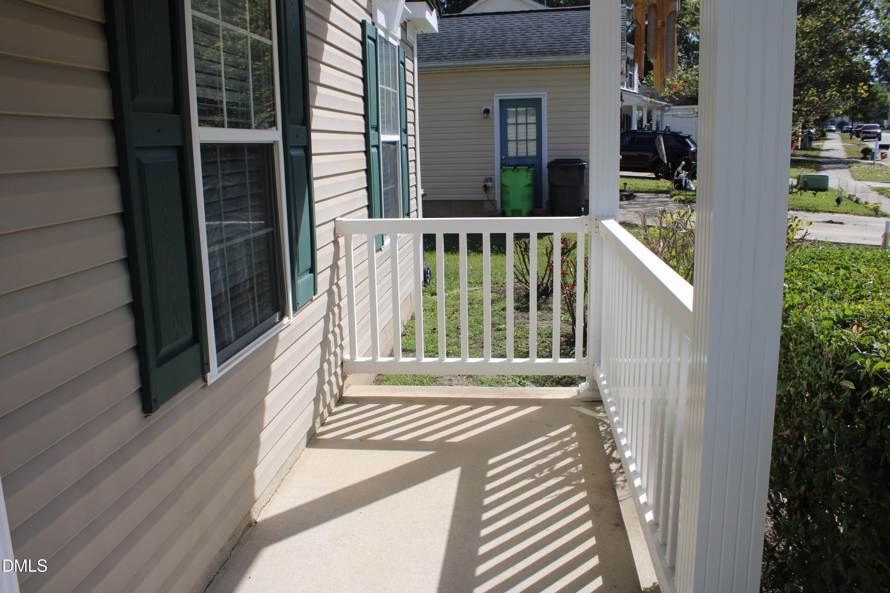 property viewer photo 2