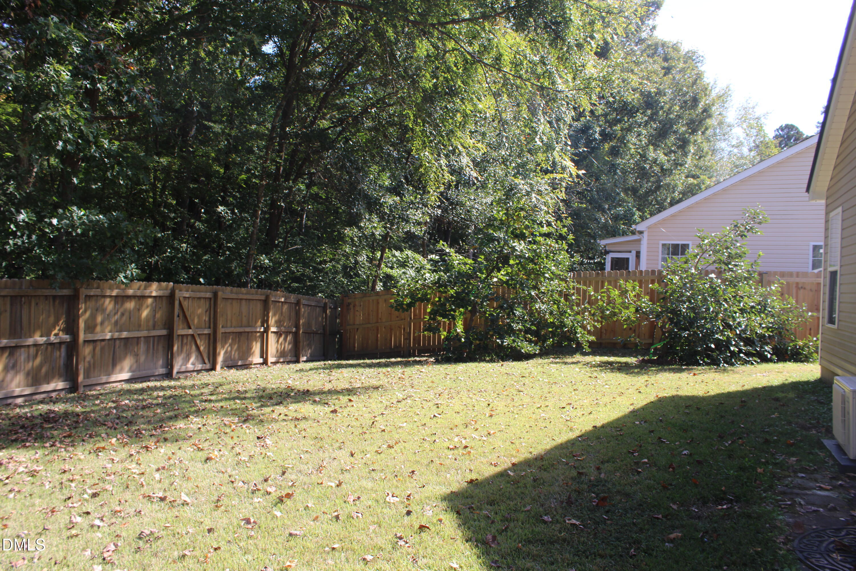 property viewer photo 28