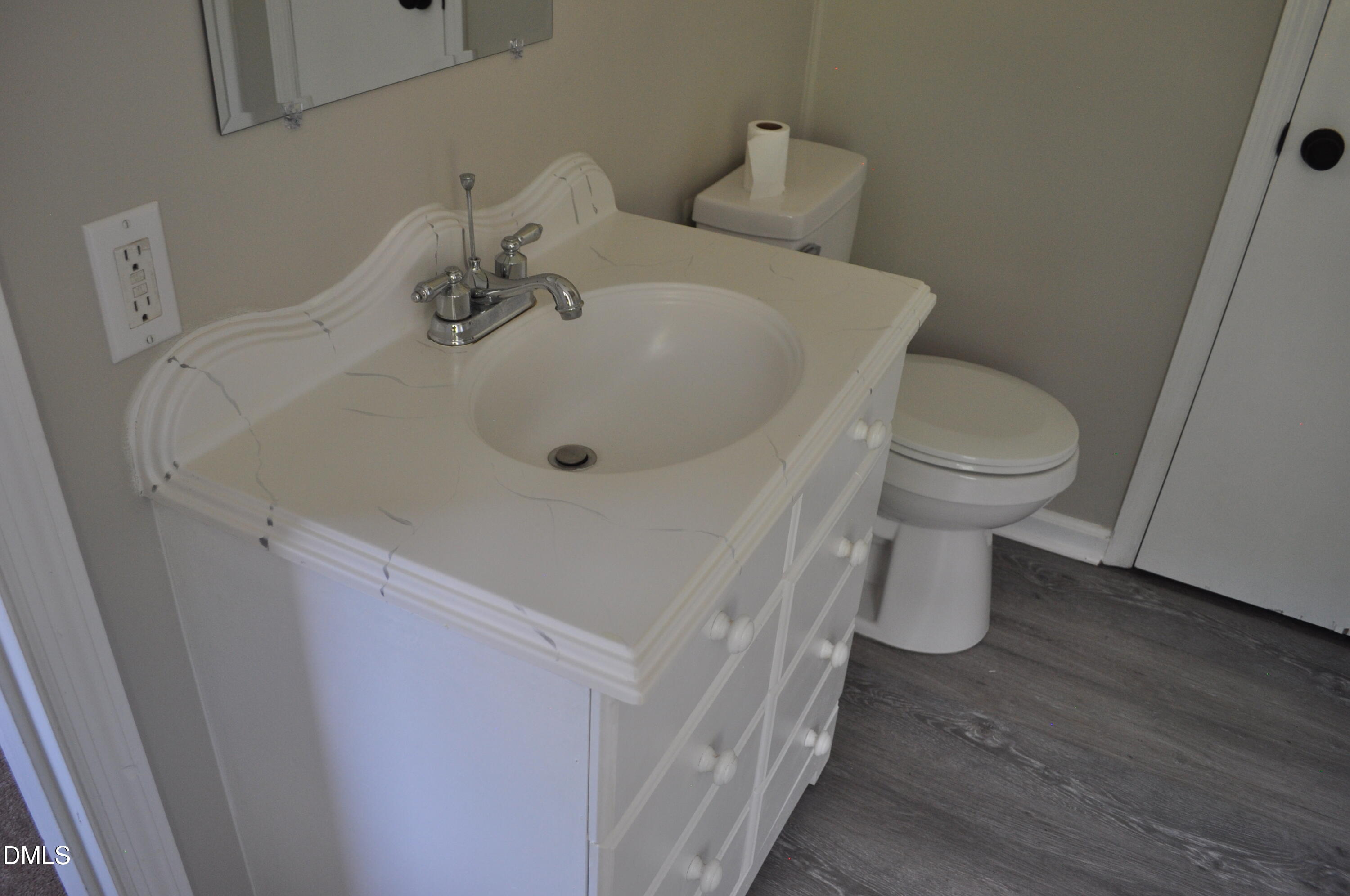 property viewer photo 13