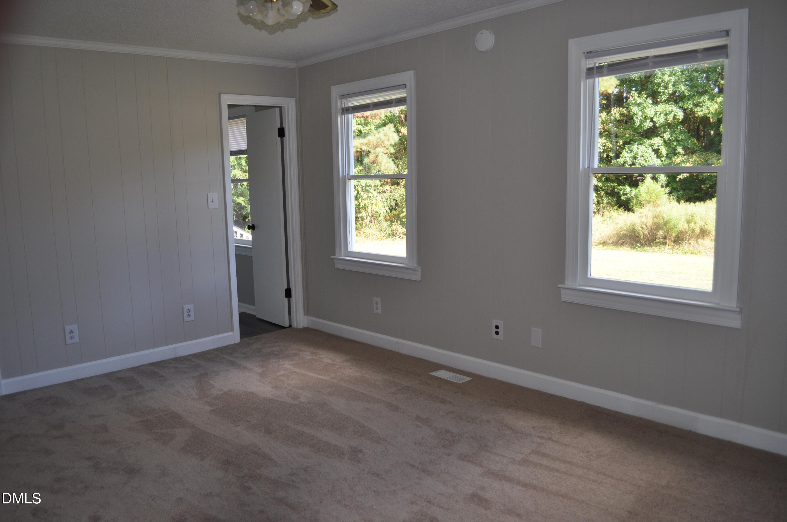 property viewer photo 15