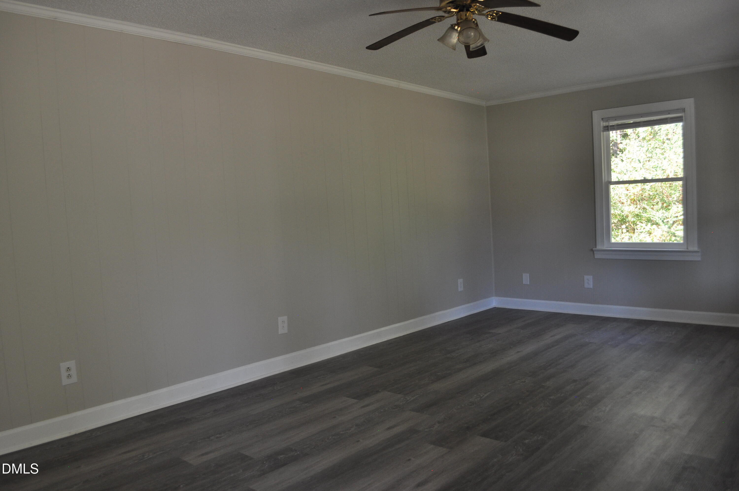 property viewer photo 24