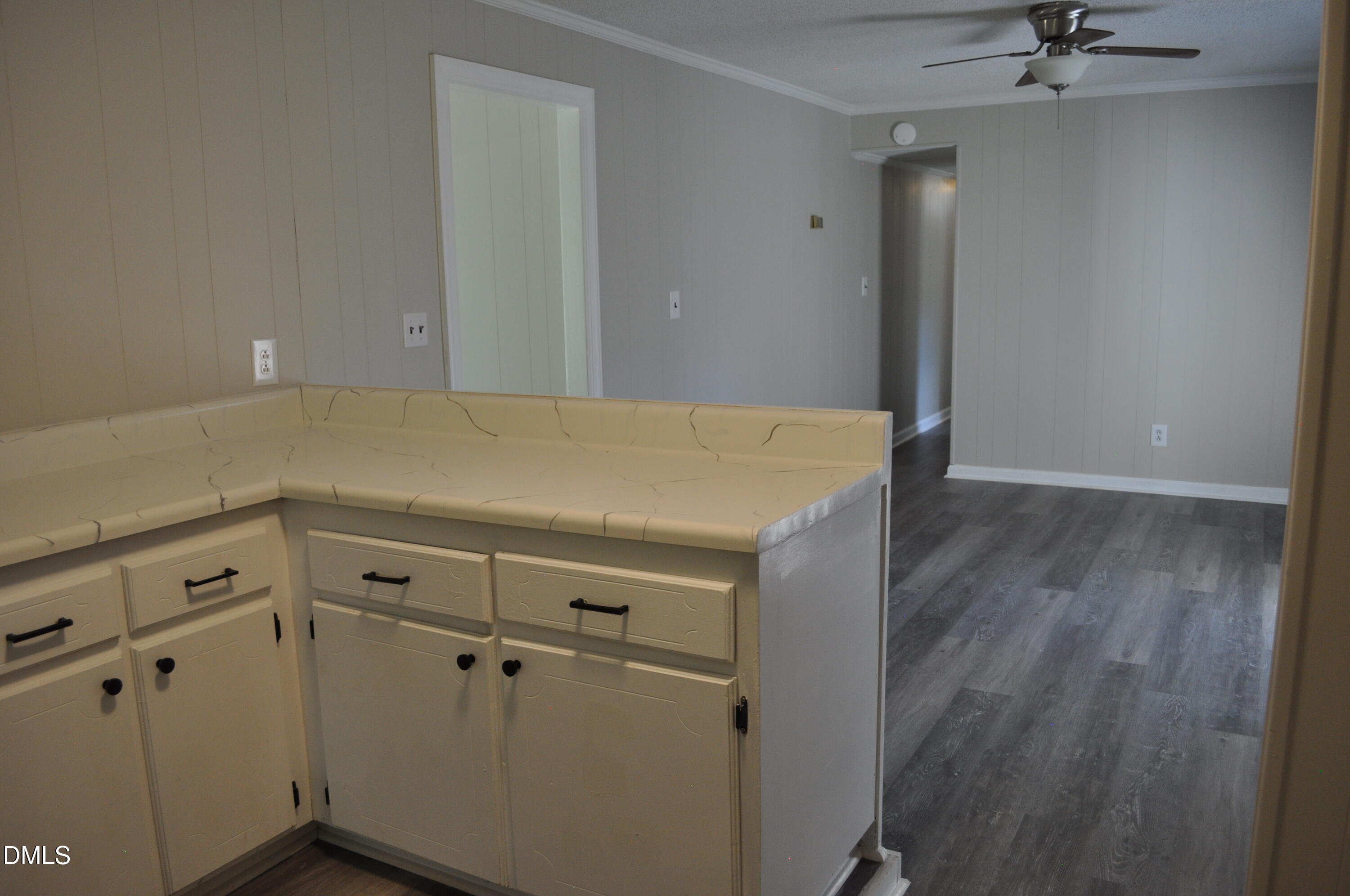 property viewer photo 30