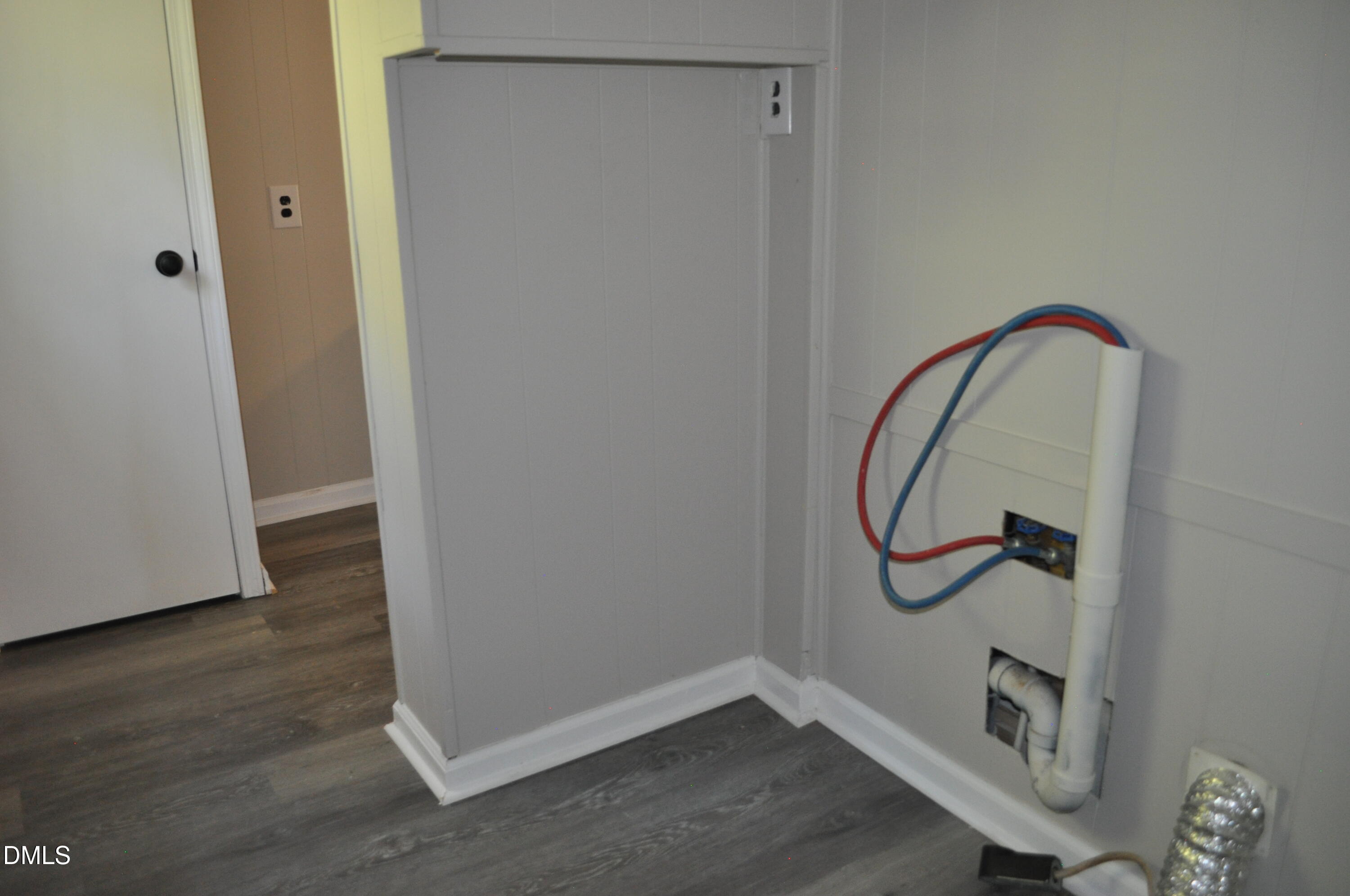property viewer photo 35