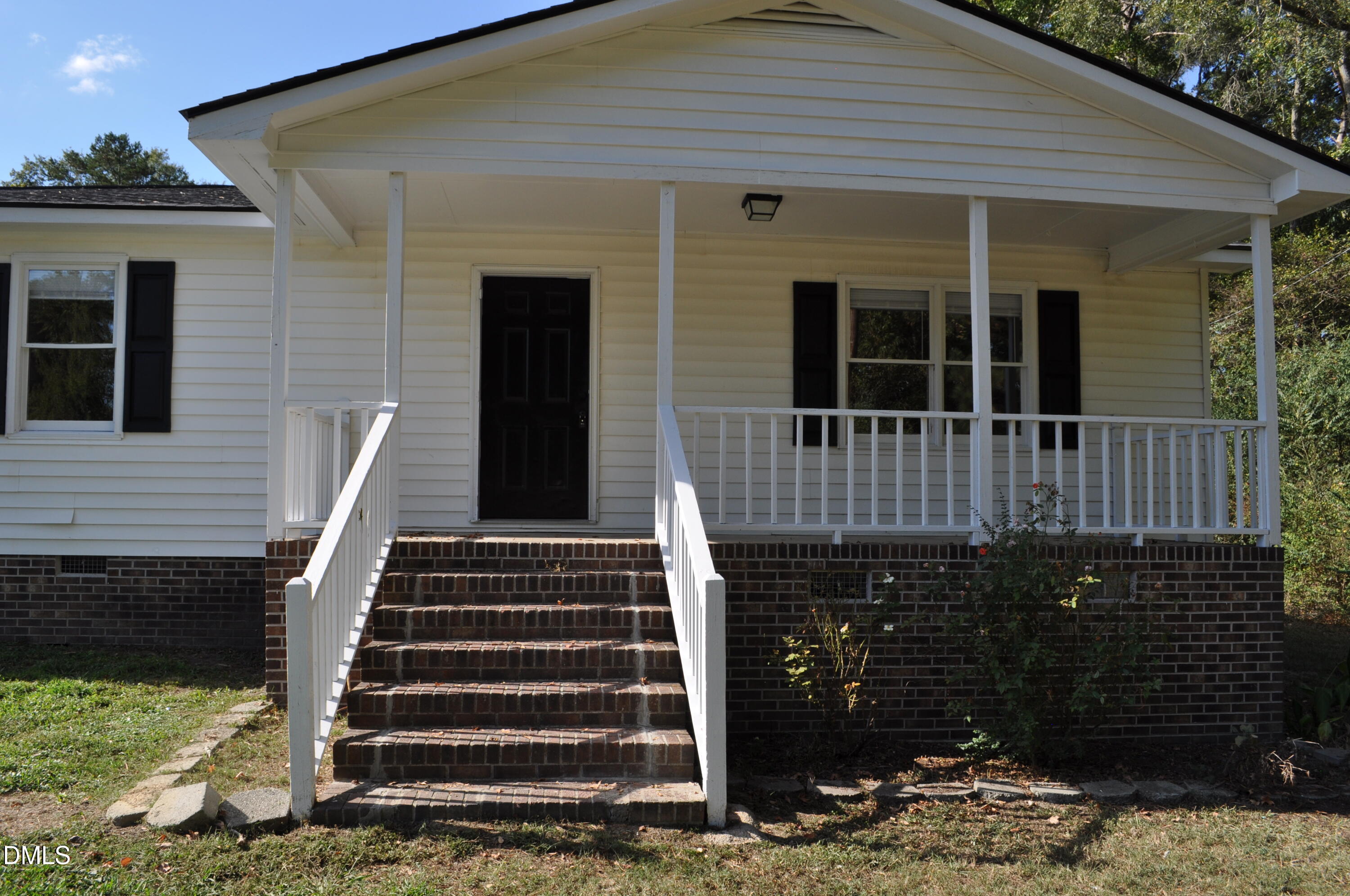 property viewer photo 5