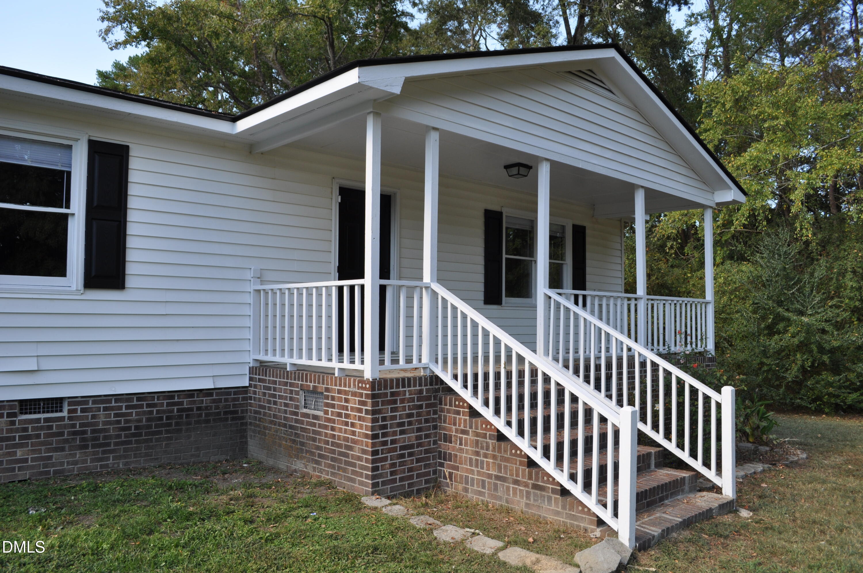 property viewer photo 7