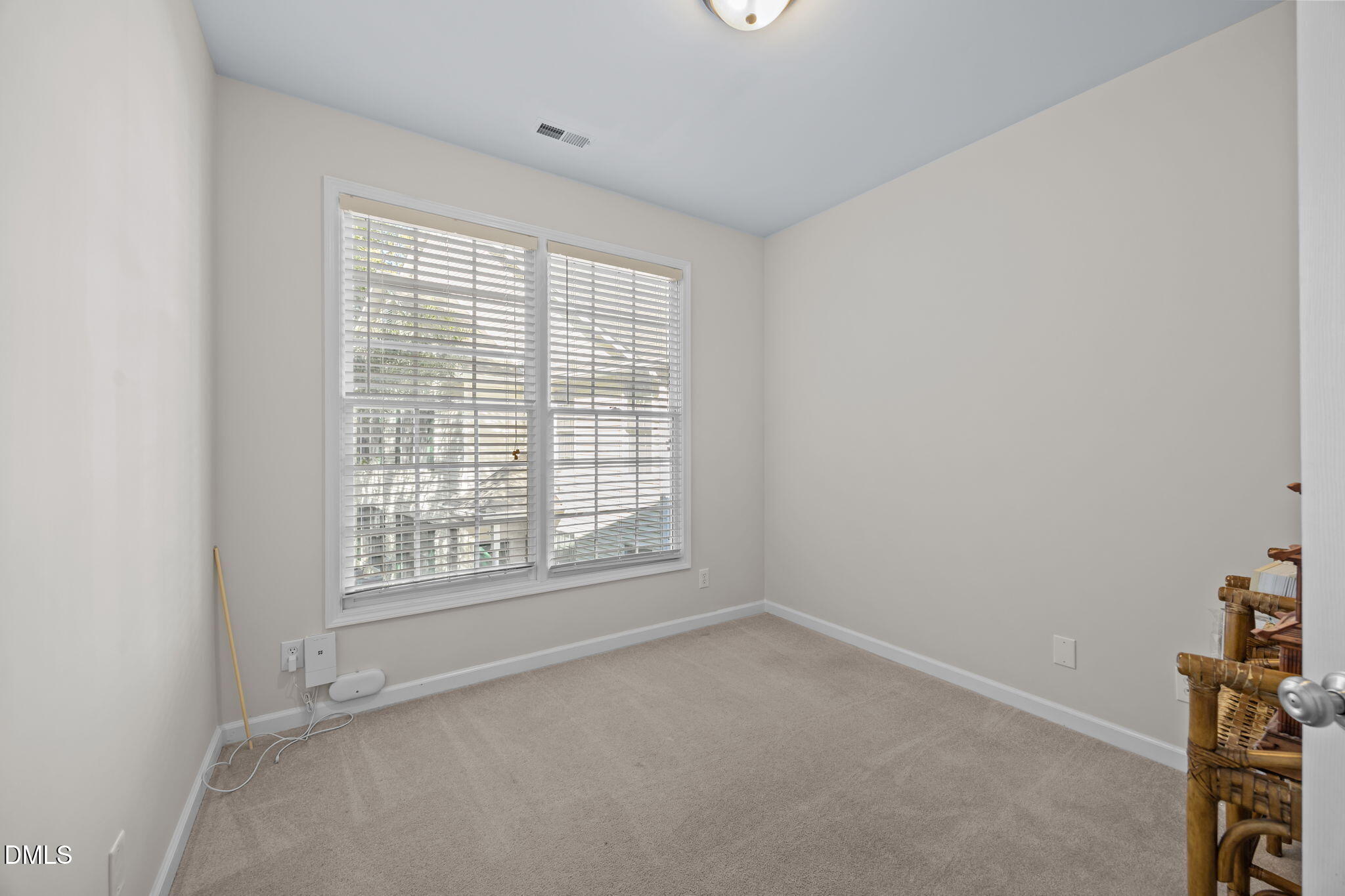 property viewer photo 18