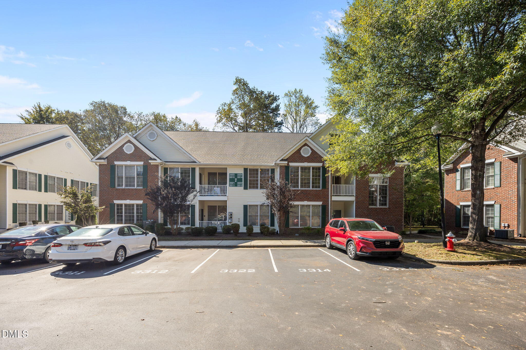 property viewer photo 2