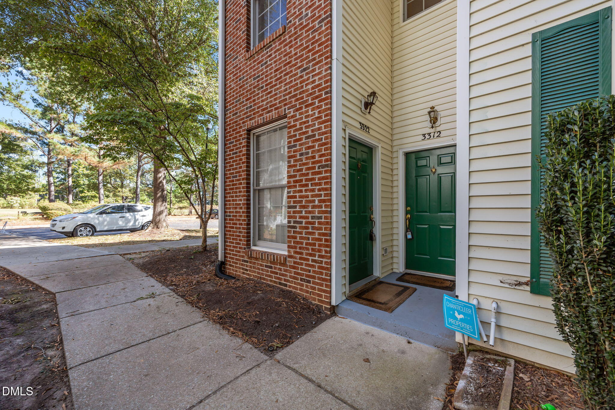 property viewer photo 3