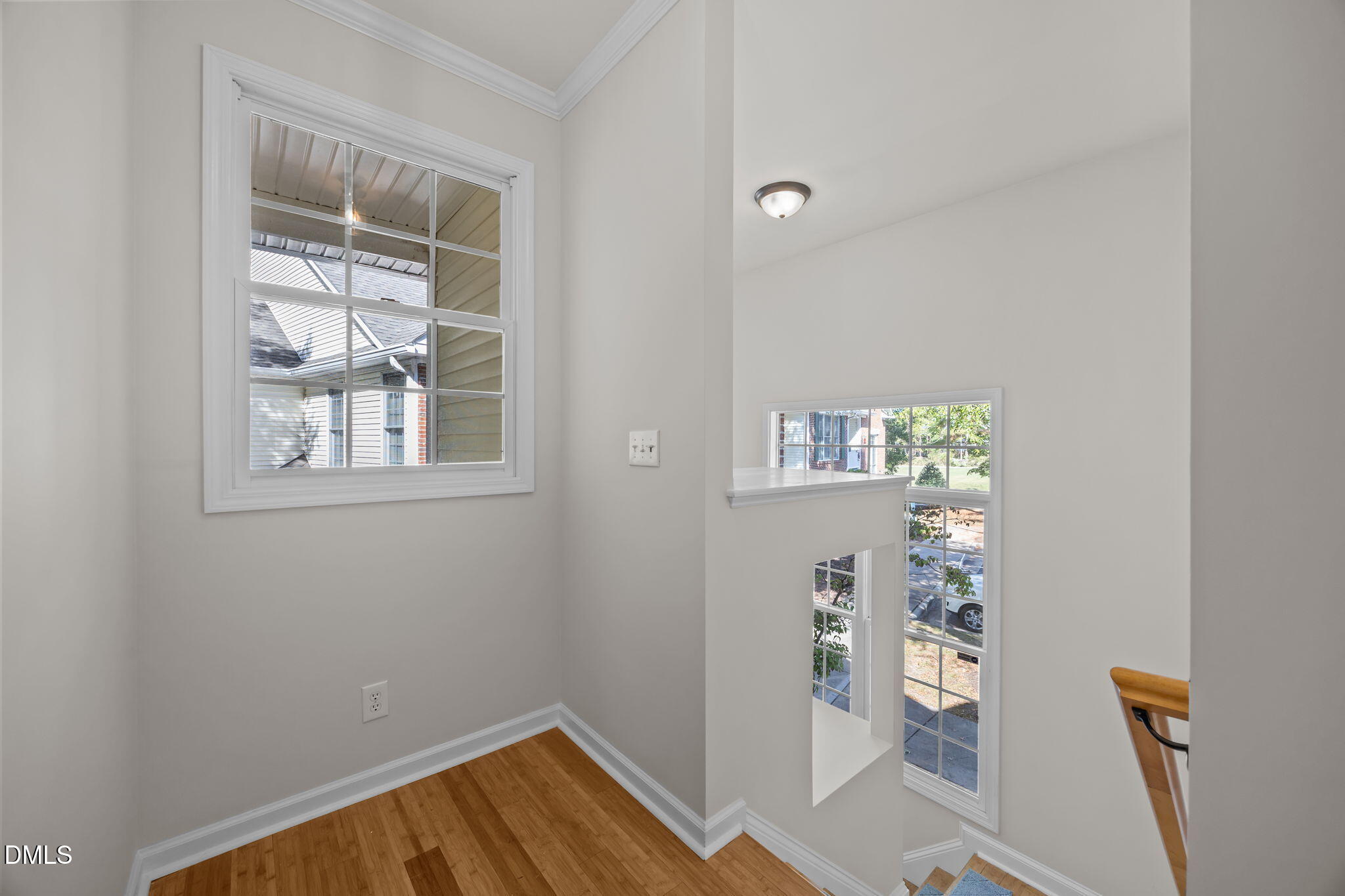 property viewer photo 9