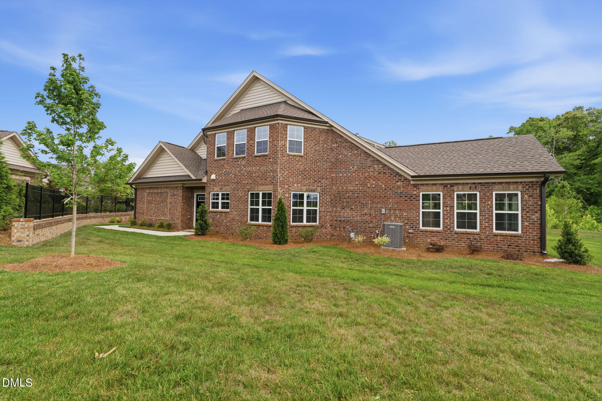 main property photo 51