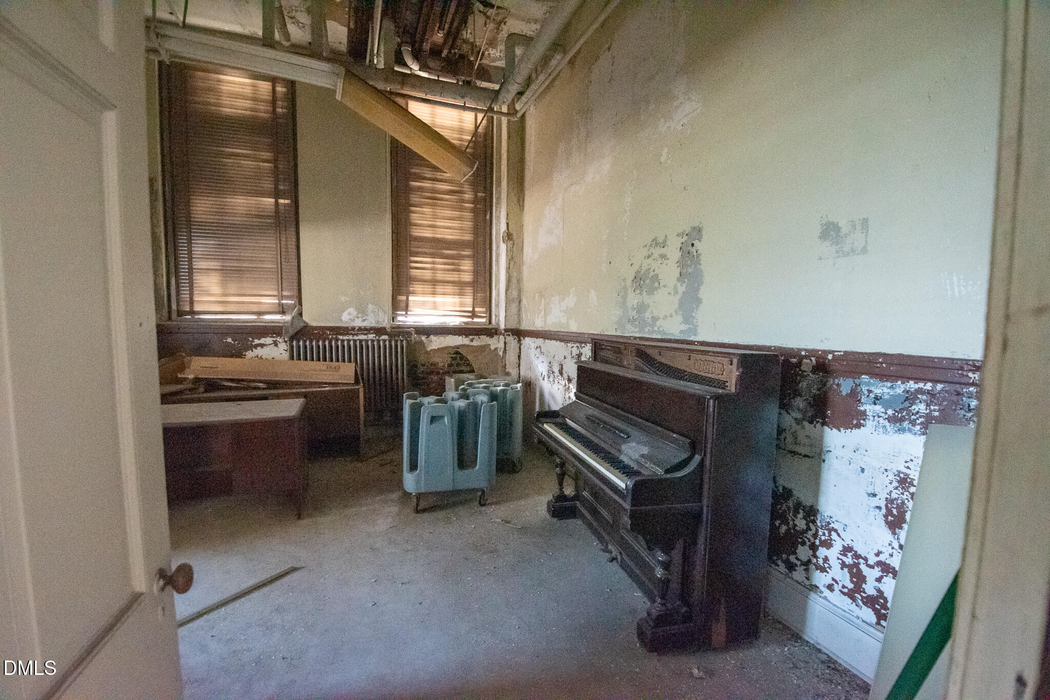 main property photo 53