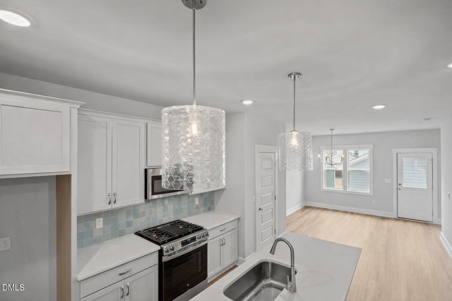 property viewer photo 10