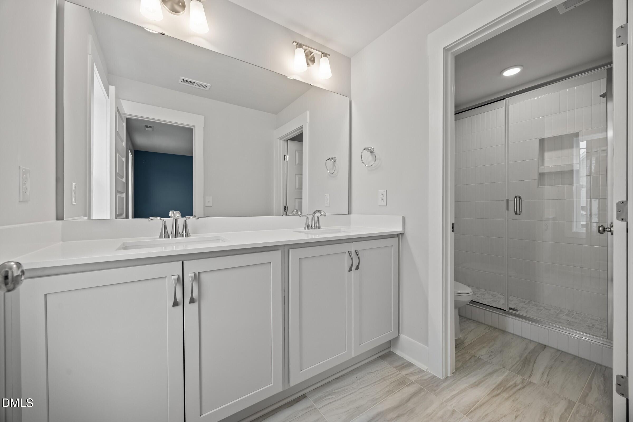 property viewer photo 14