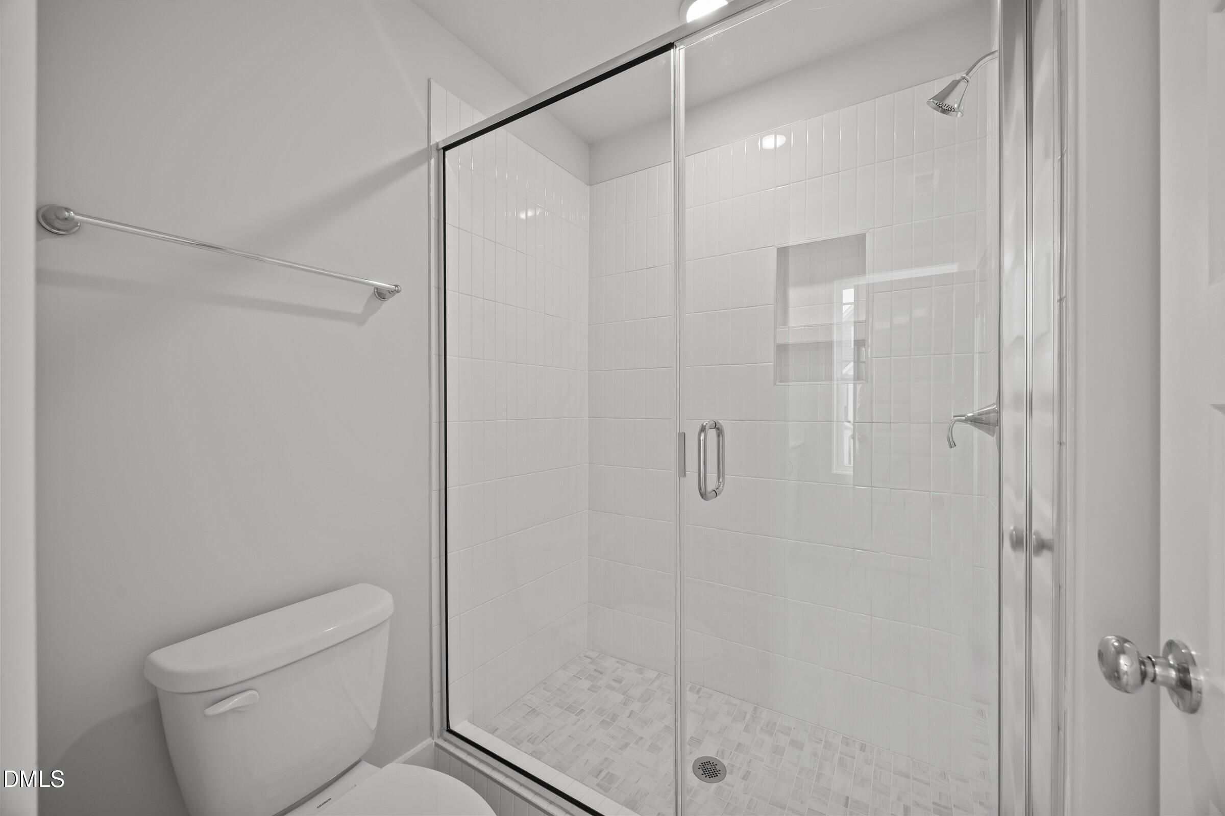 property viewer photo 24