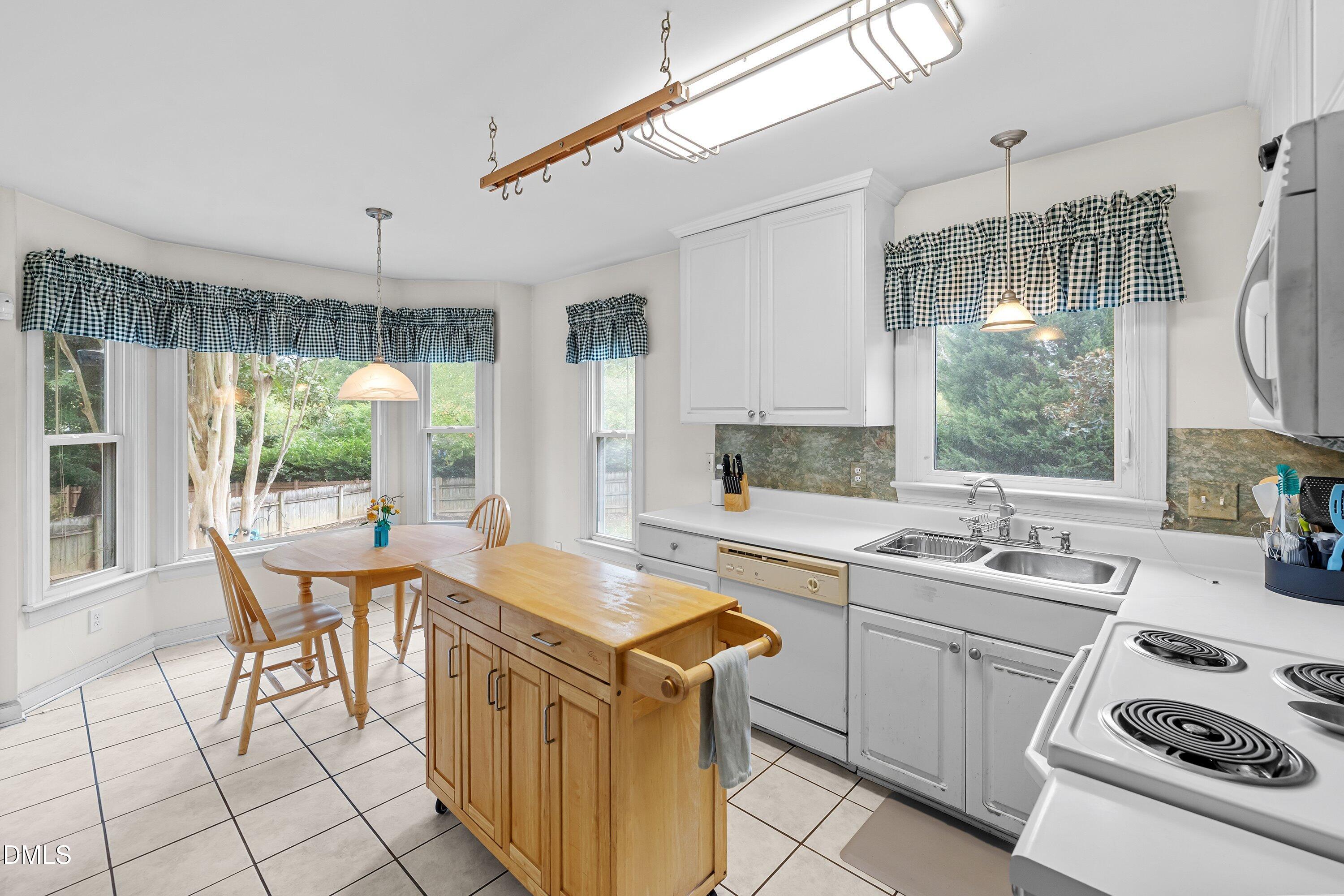 property viewer photo 11