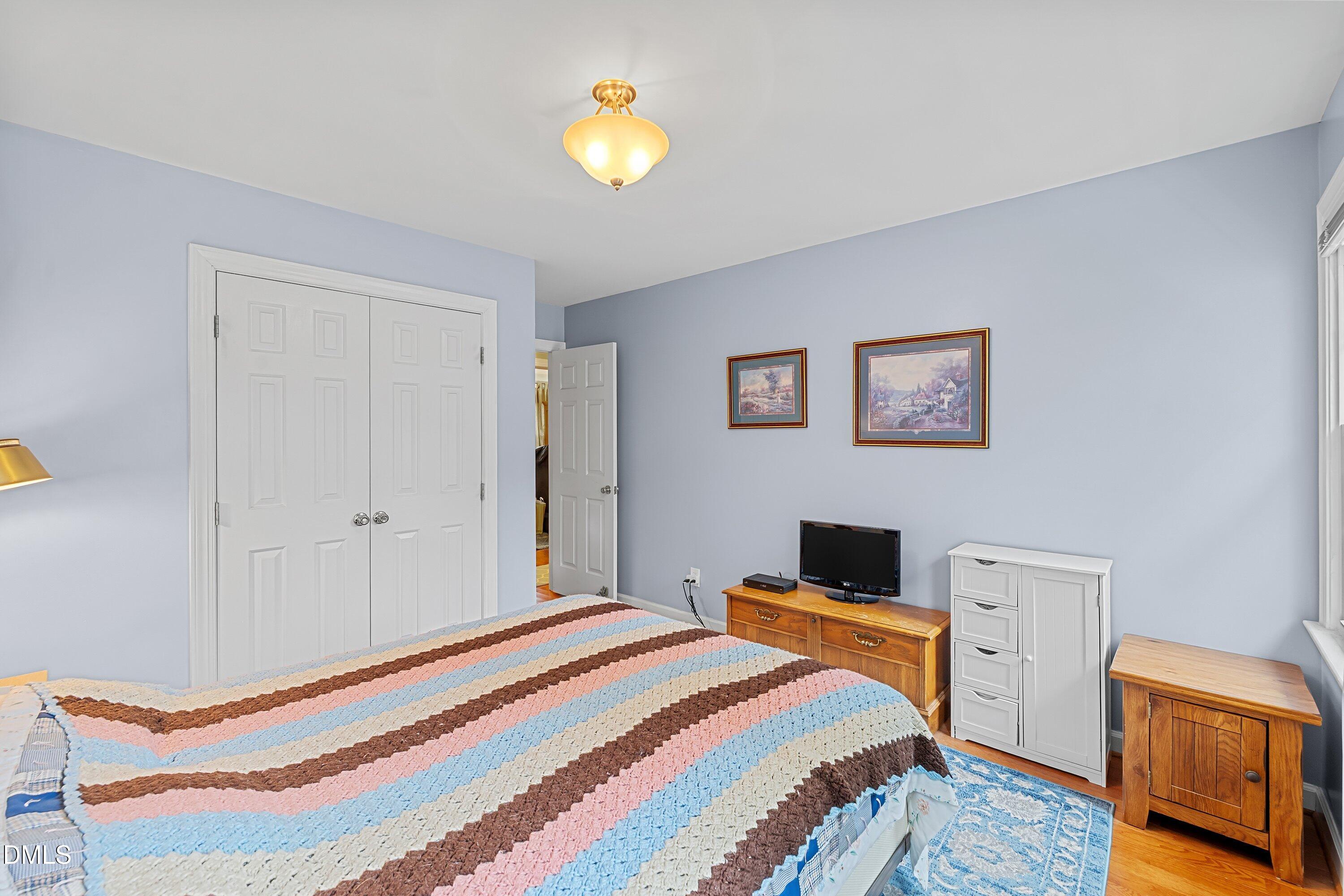 property viewer photo 22
