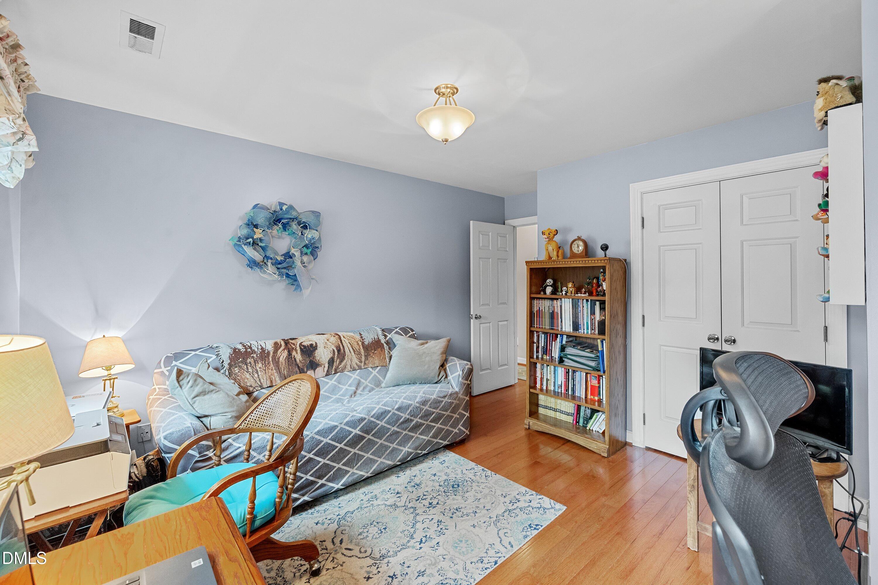 property viewer photo 24