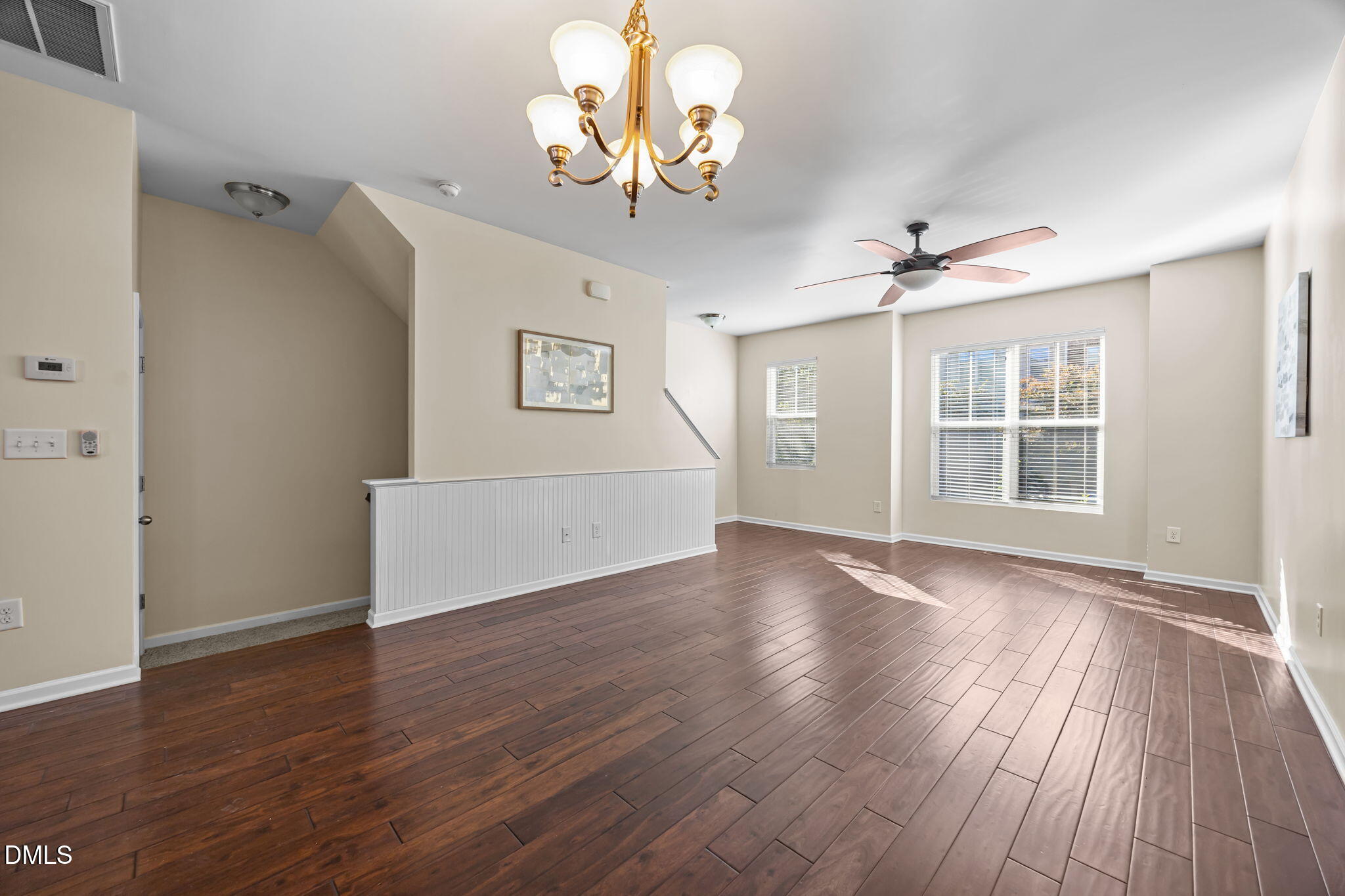 property viewer photo 6
