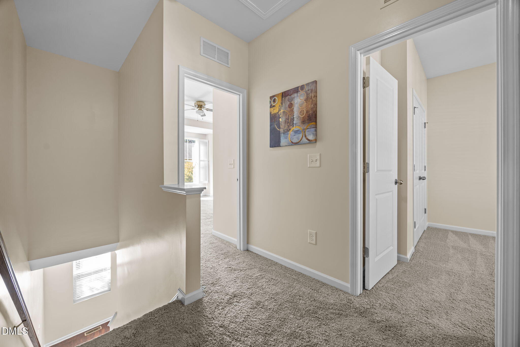property viewer photo 8