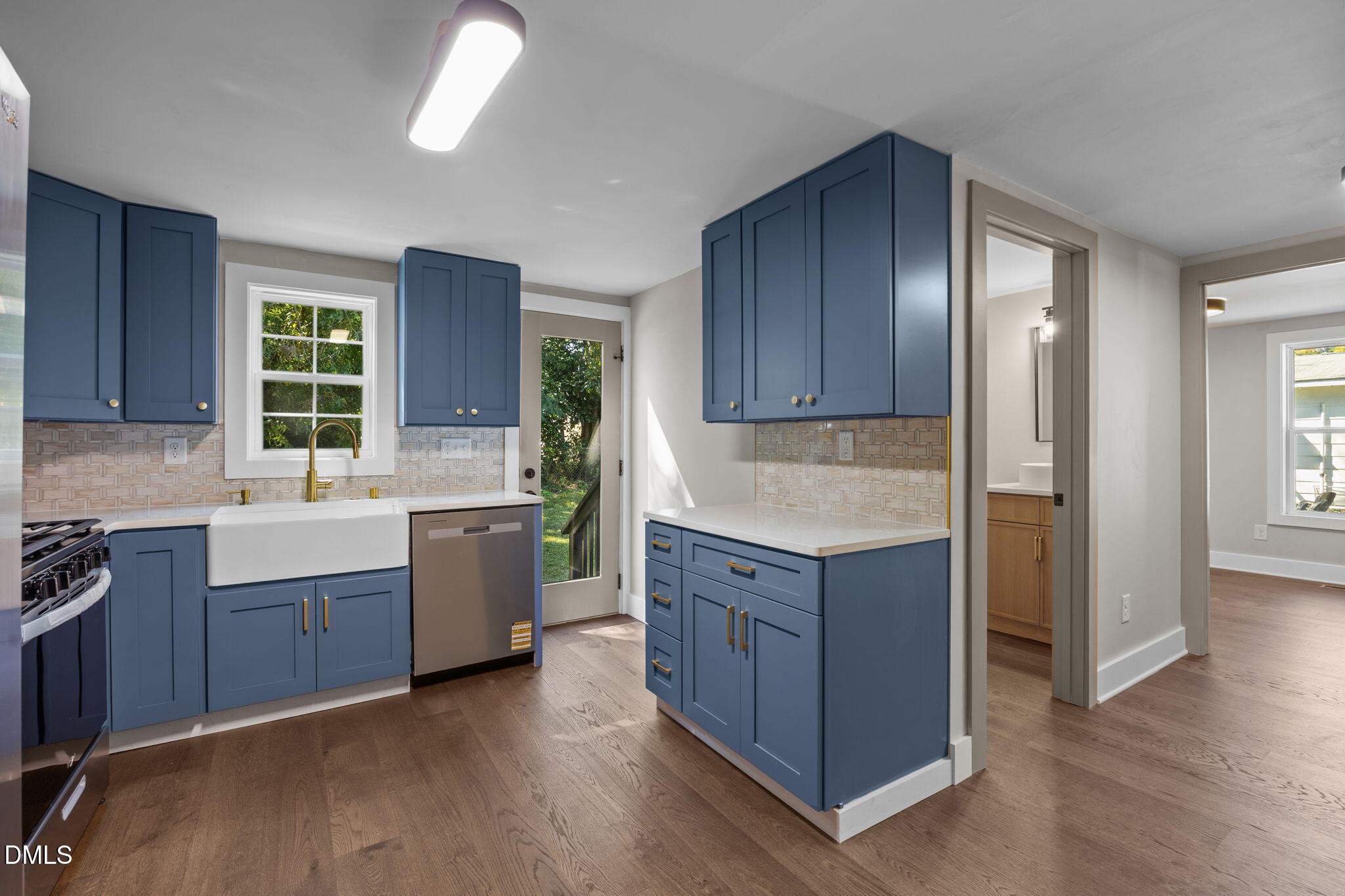 property viewer photo 13