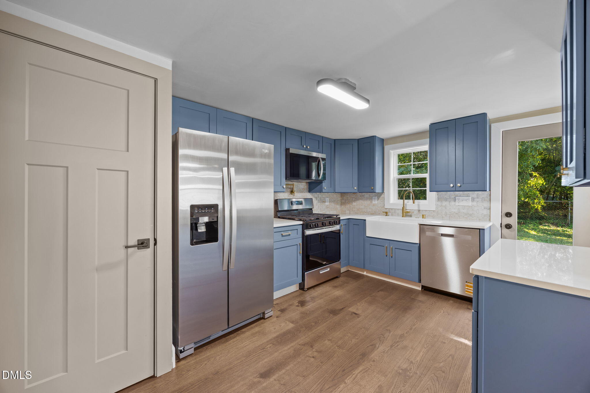 property viewer photo 14