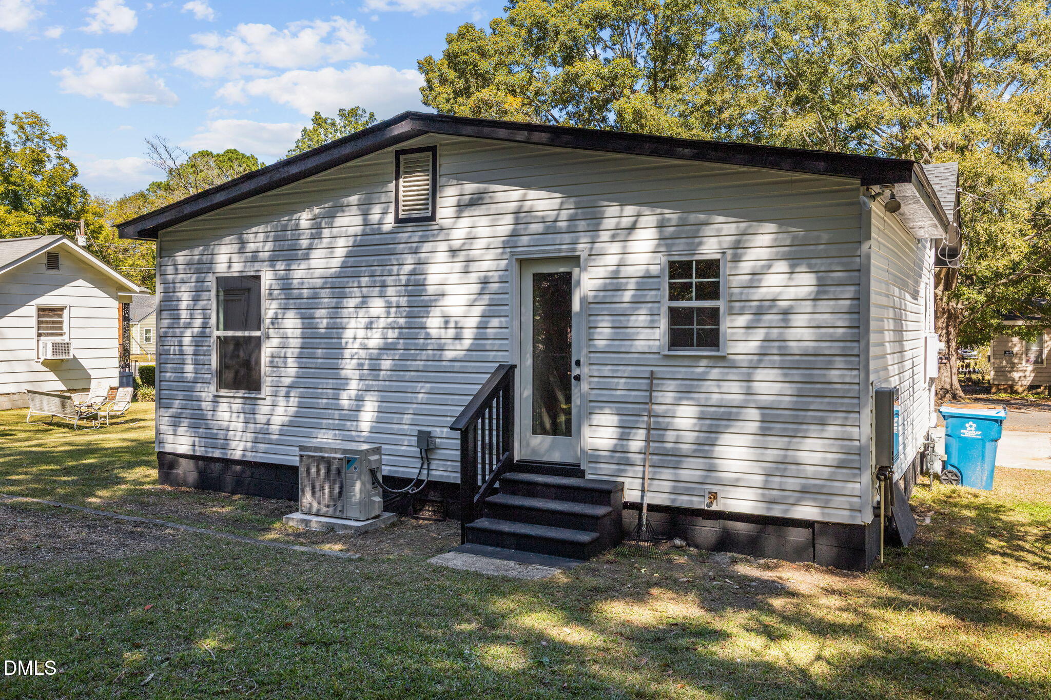 property viewer photo 17