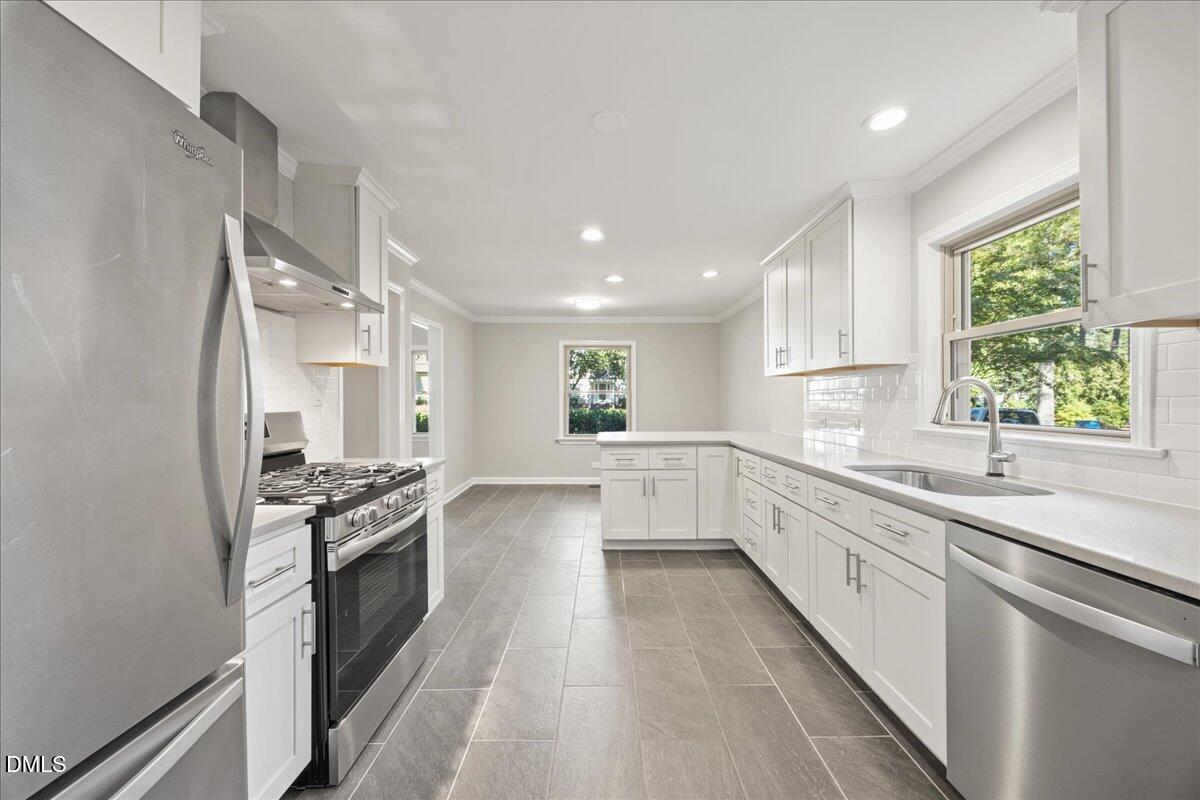 property viewer photo 10