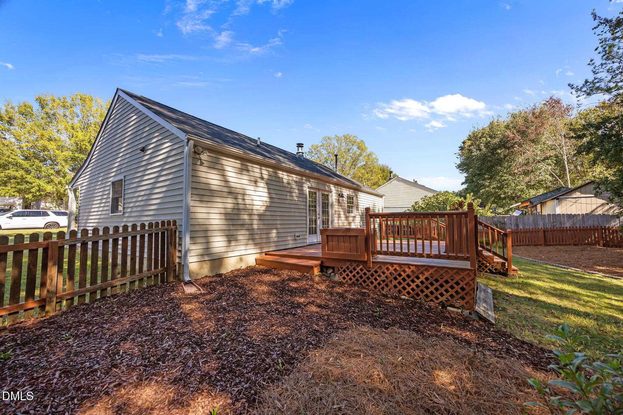 property viewer photo 21