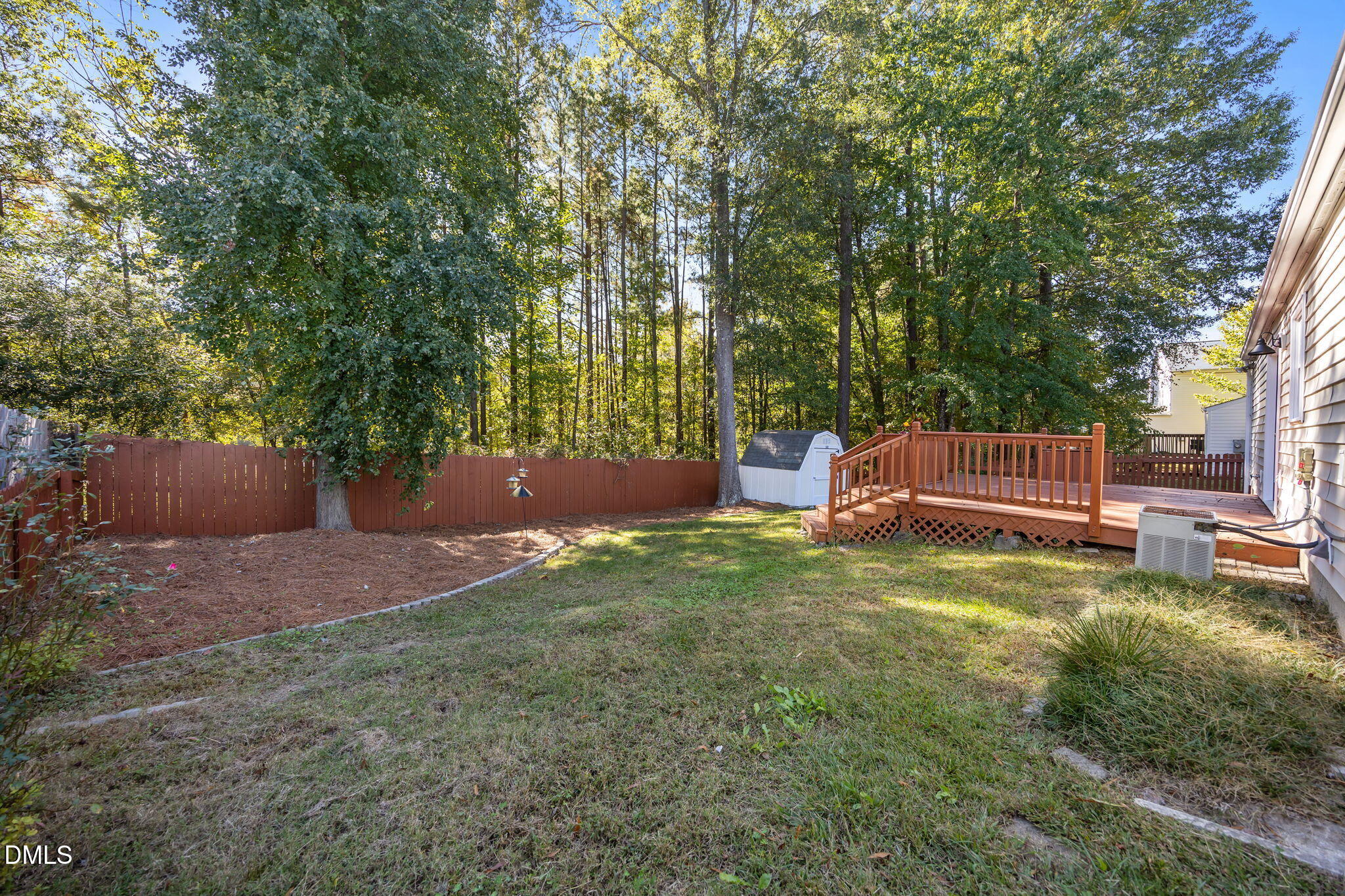 property viewer photo 24
