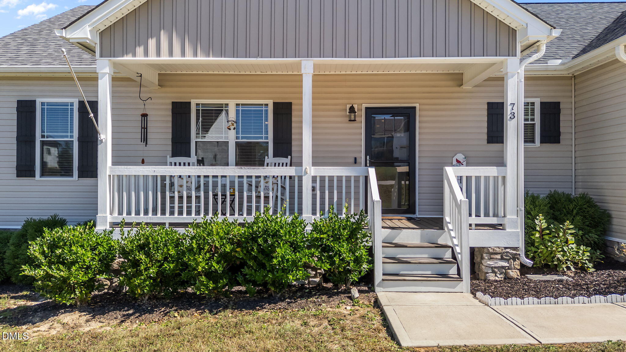 property viewer photo 4
