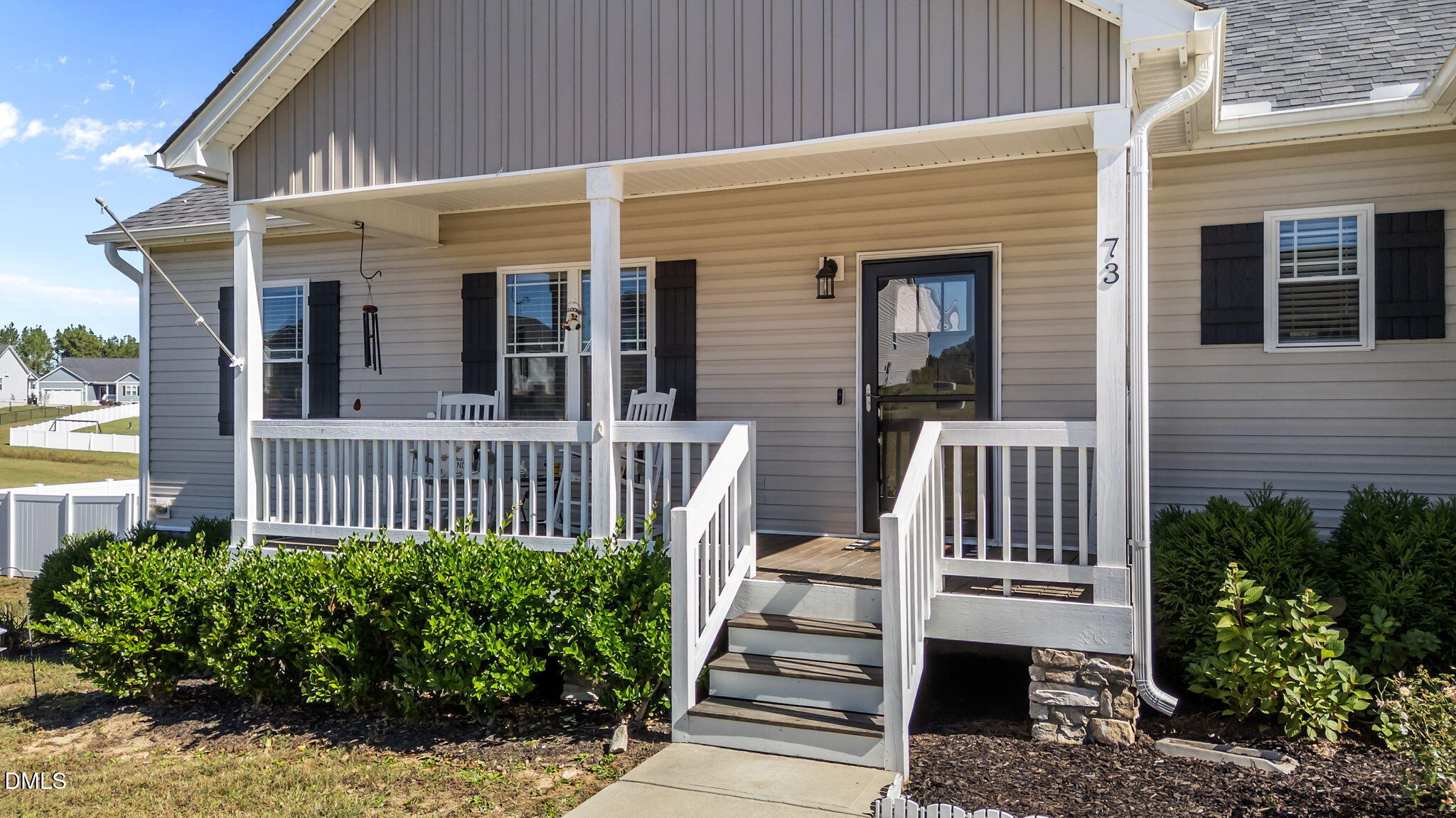 property viewer photo 6