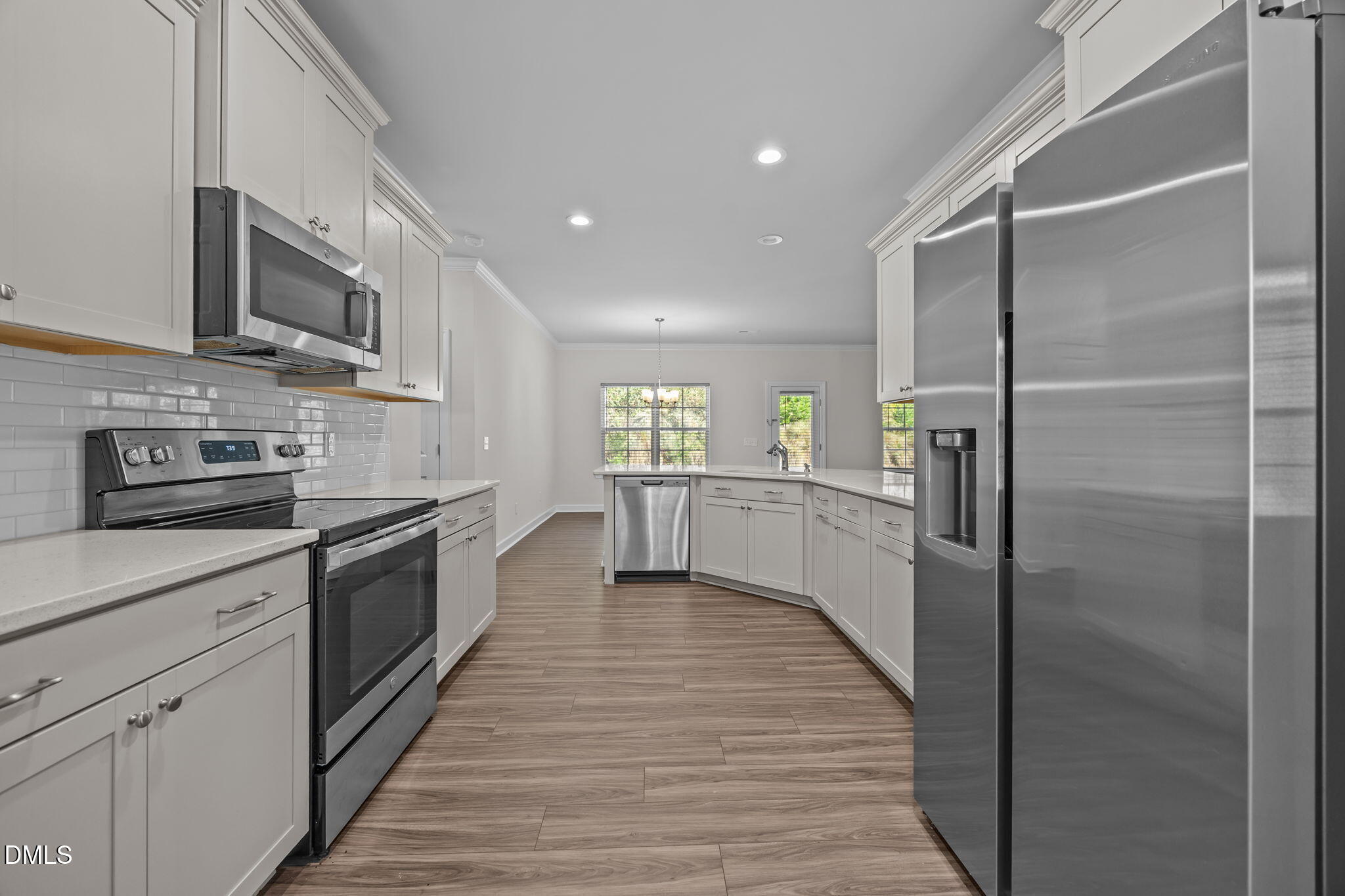 property viewer photo 18