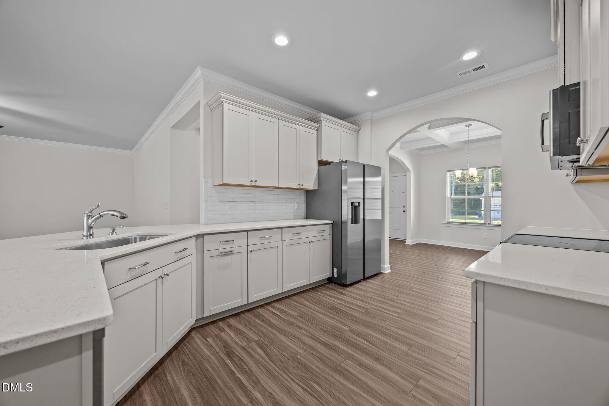 property viewer photo 20