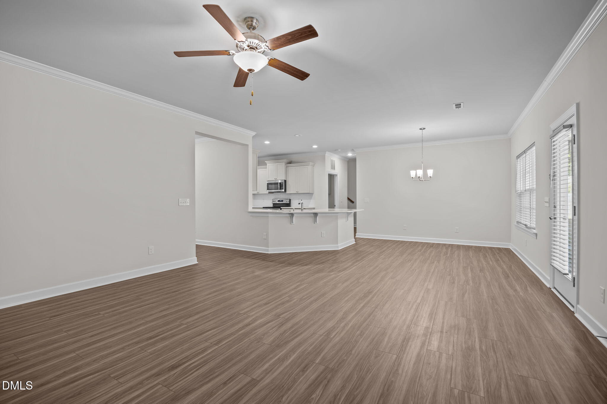 property viewer photo 25