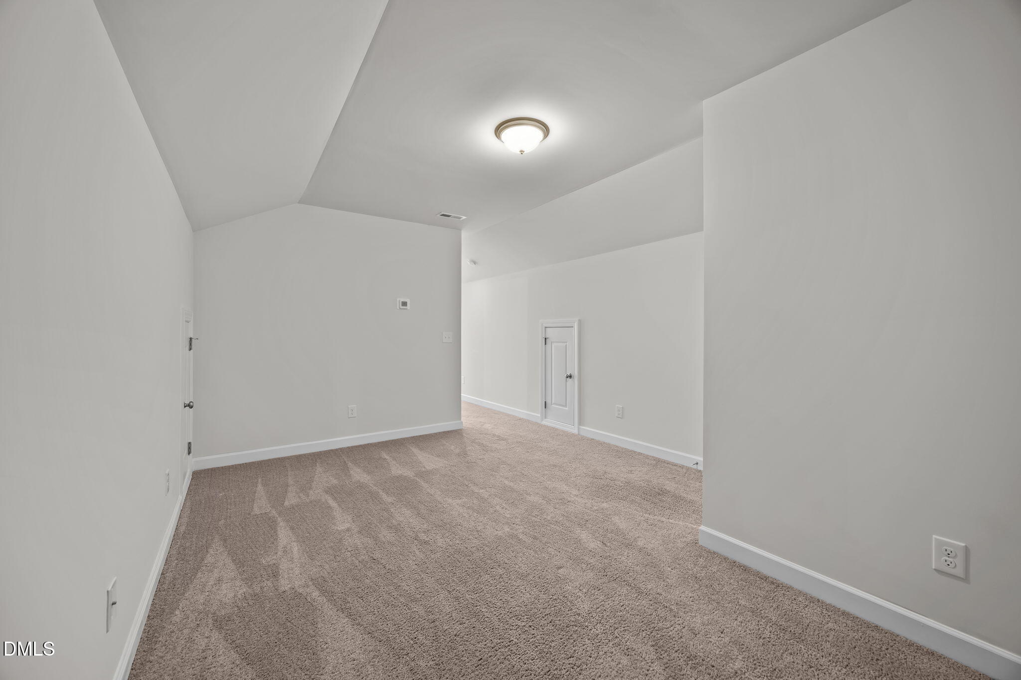 property viewer photo 41