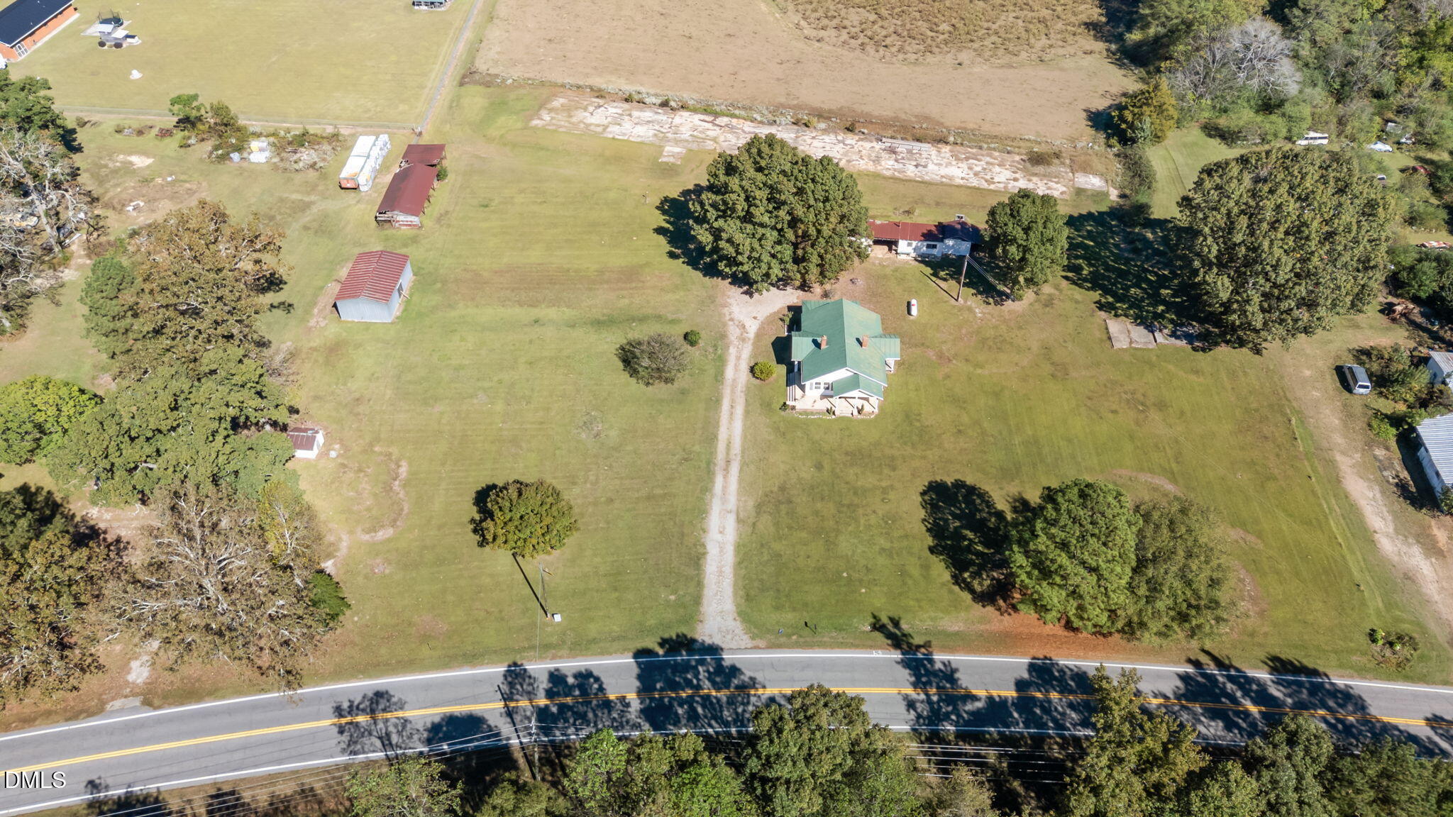 main property photo 35
