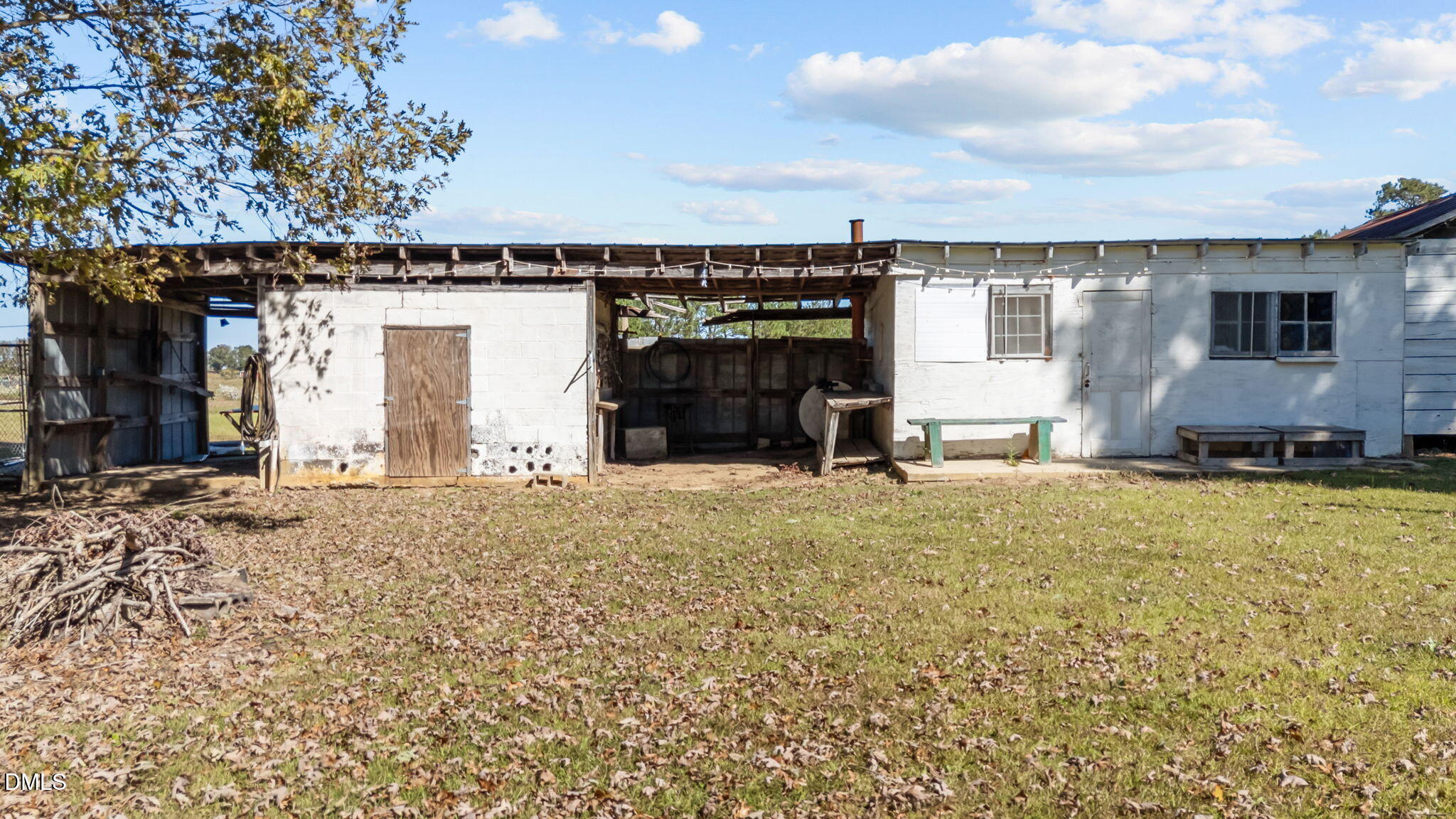 main property photo 39